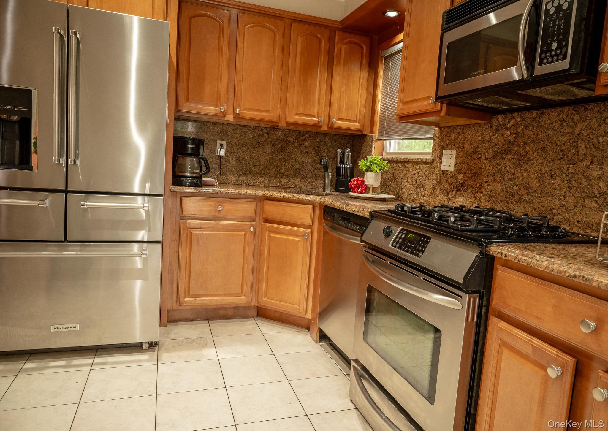 Single Family 157th Street  Queens, NY 11357, MLS-1018239-5