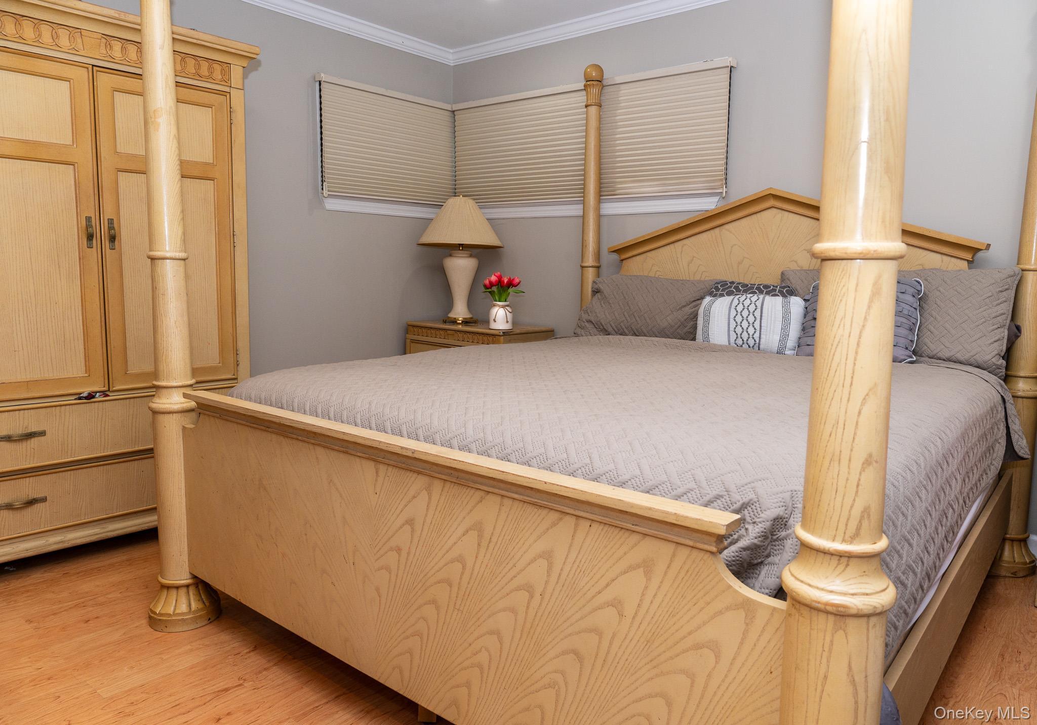 Single Family 157th Street  Queens, NY 11357, MLS-1018239-9