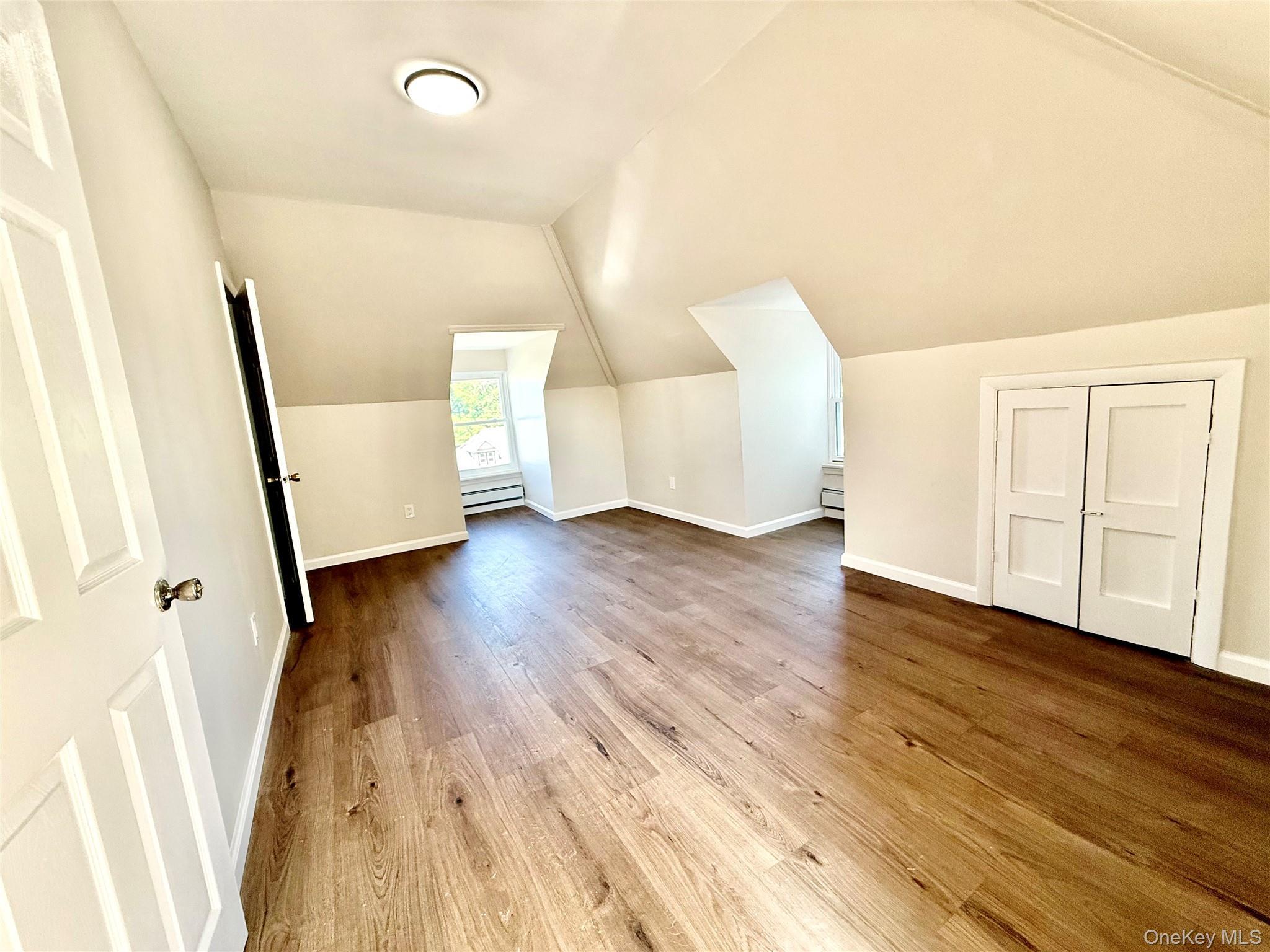 Single Family Highview Avenue Staten Island, NY 10301, MLS-1018242-16