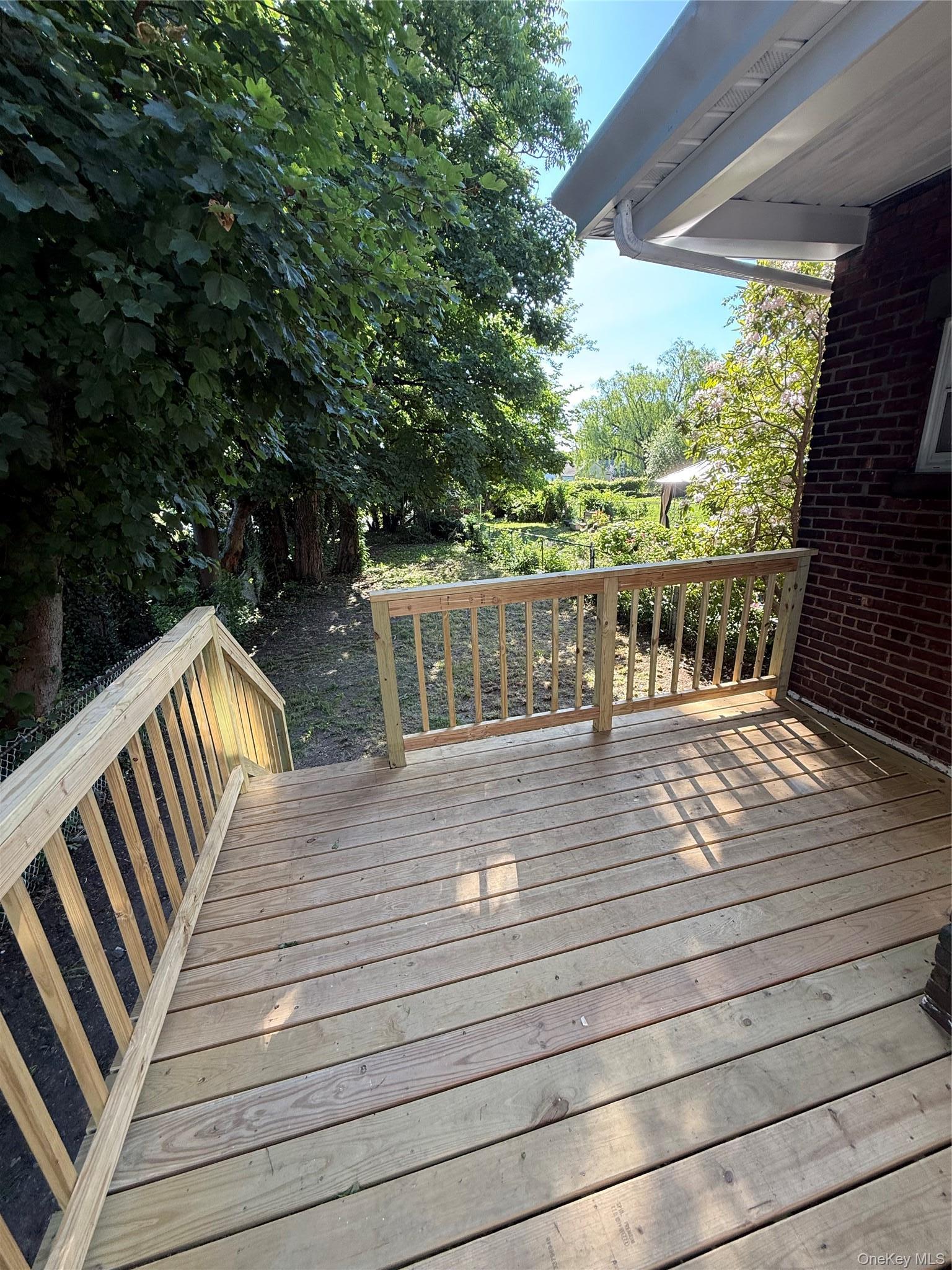 Single Family Highview Avenue Staten Island, NY 10301, MLS-1018242-20