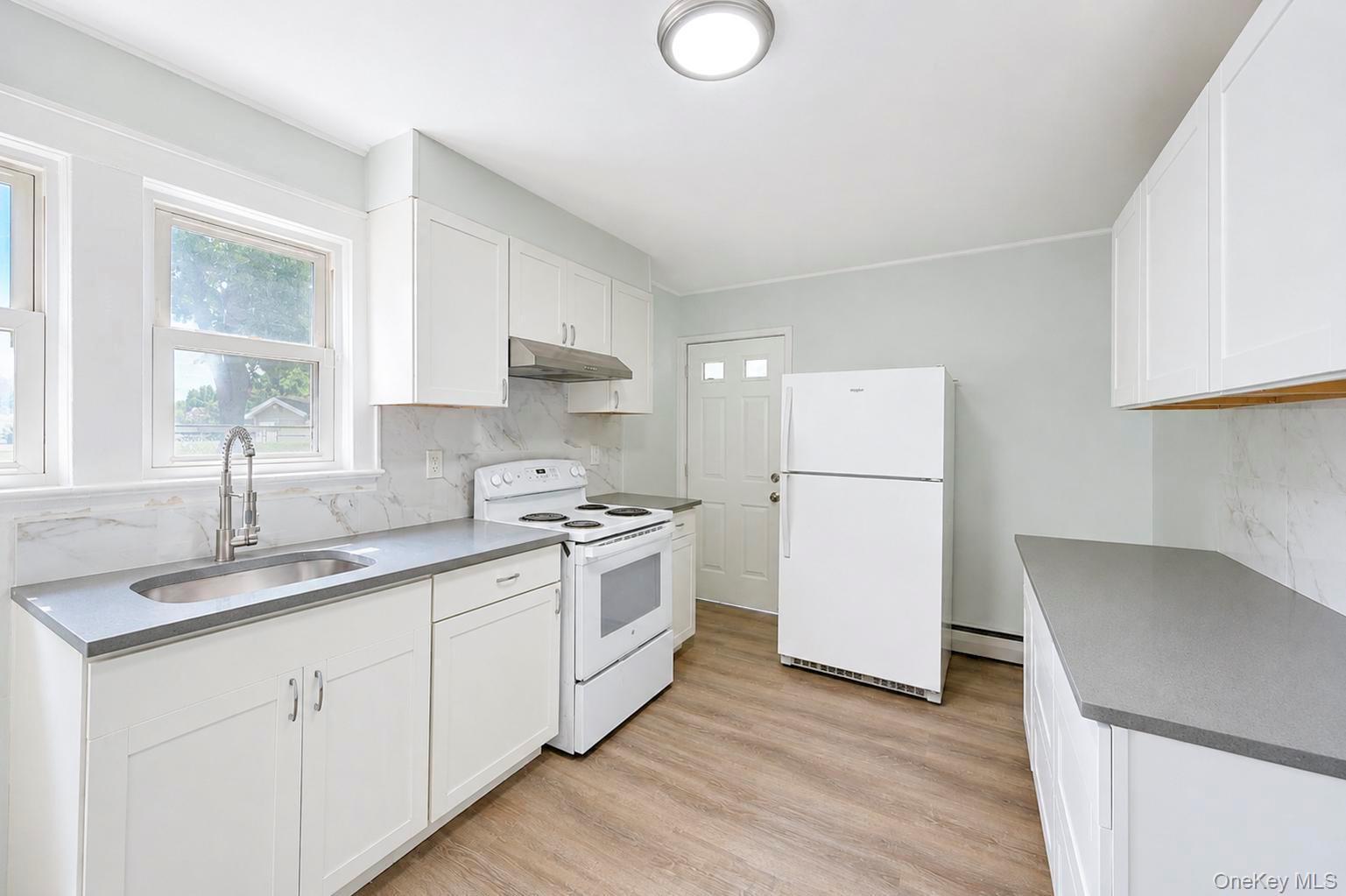 Single Family Flanders Place  Suffolk County, NY 11704, MLS-1018271-19