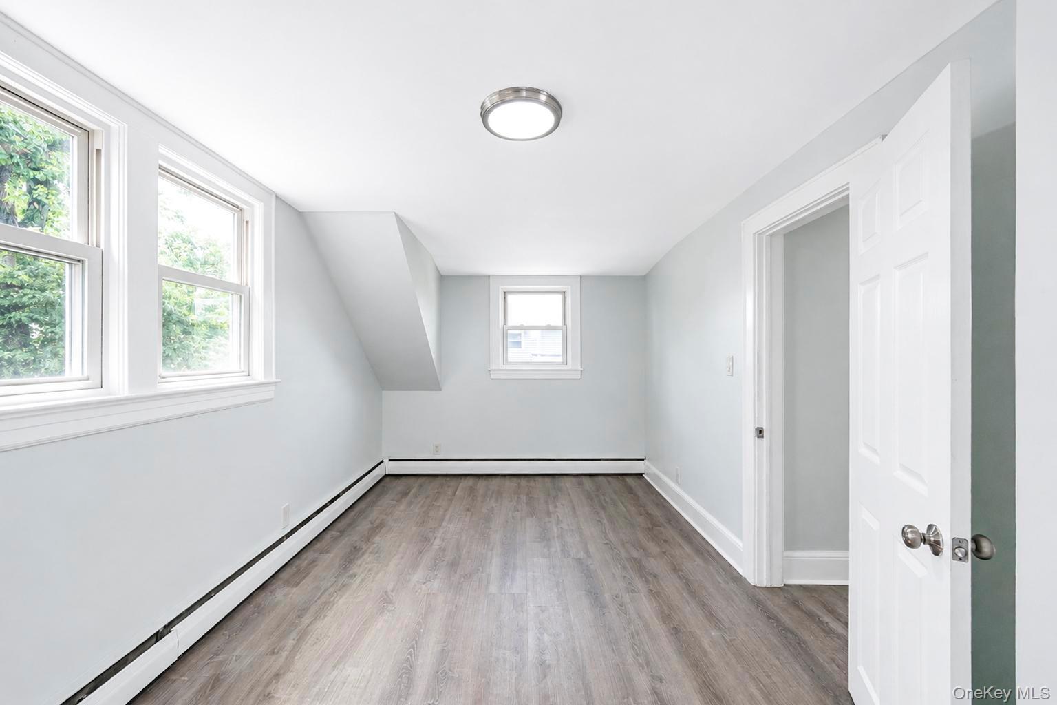 Single Family Flanders Place  Suffolk County, NY 11704, MLS-1018271-28