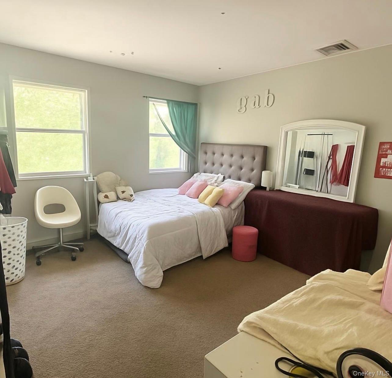 Single Family Peters Lane  Suffolk County, NY 11776, MLS-1018295-26