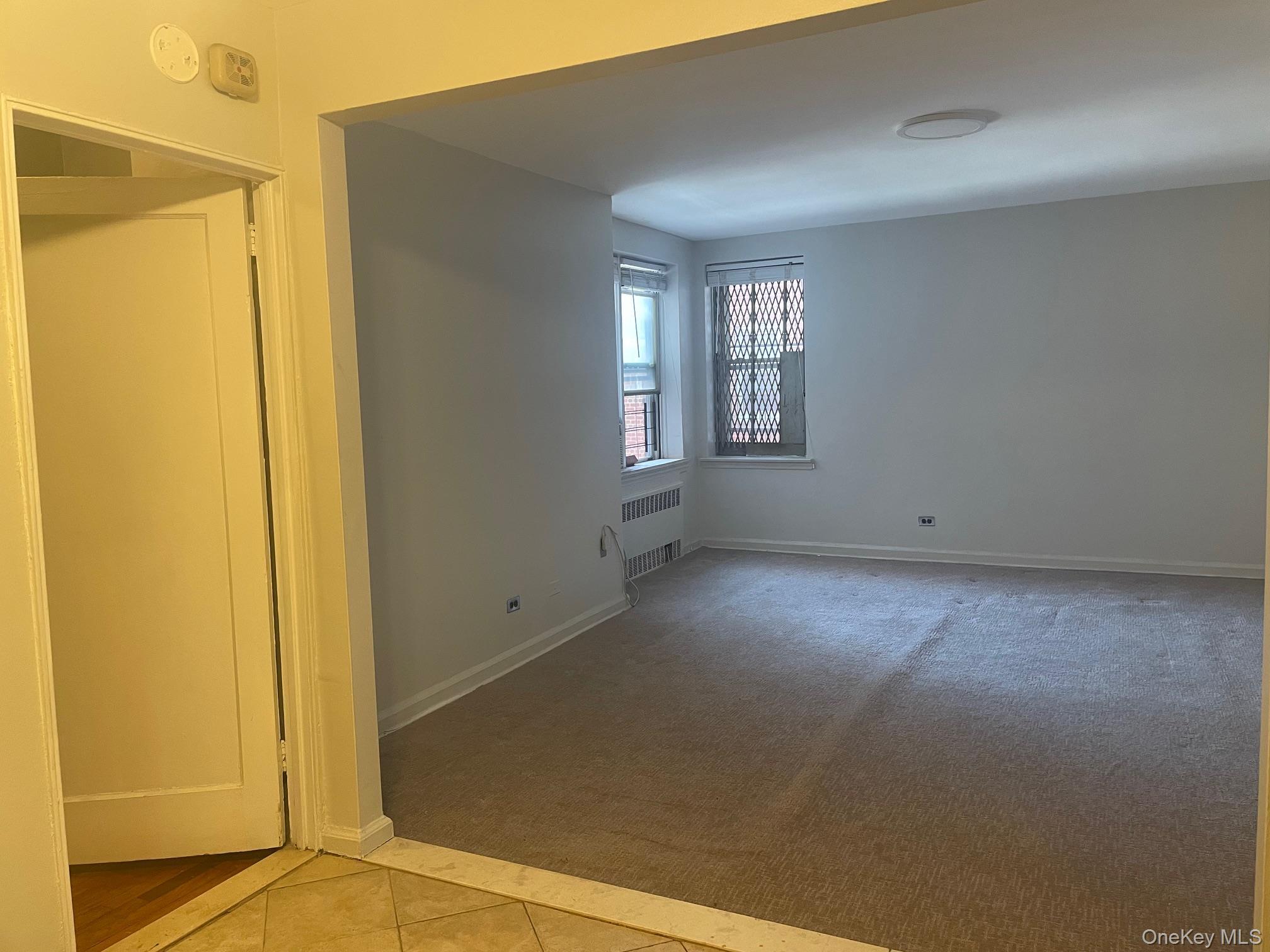 Apartment Yellowstone Boulevard Queens, NY 11375, MLS-1018300-3