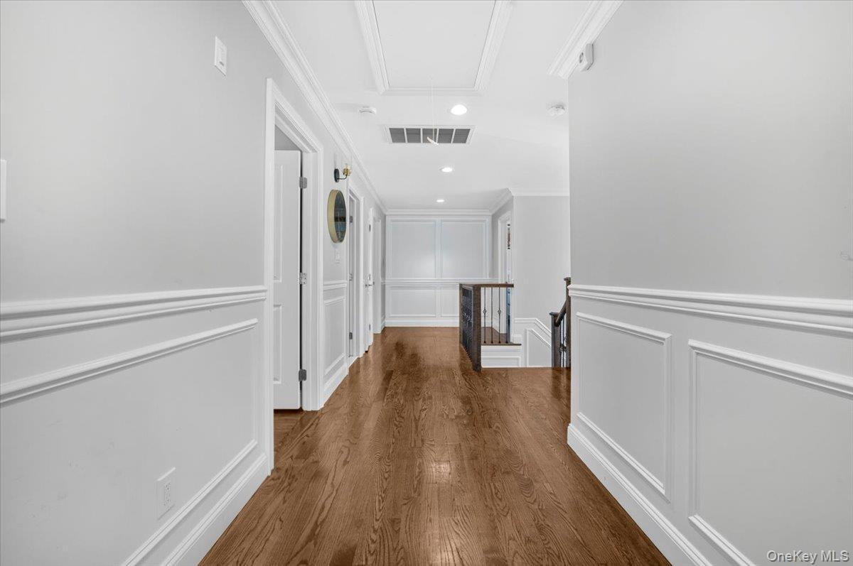 Single Family Choir Lane  Nassau County, NY 11590, MLS-1018321-16