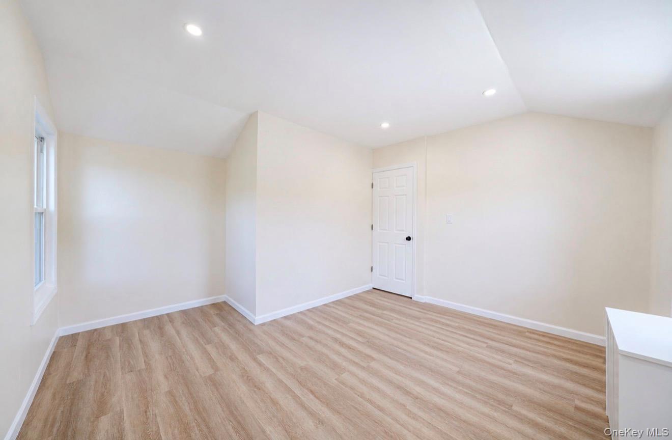 Single Family Washington Avenue Nassau County, NY 11552, MLS-1018328-14