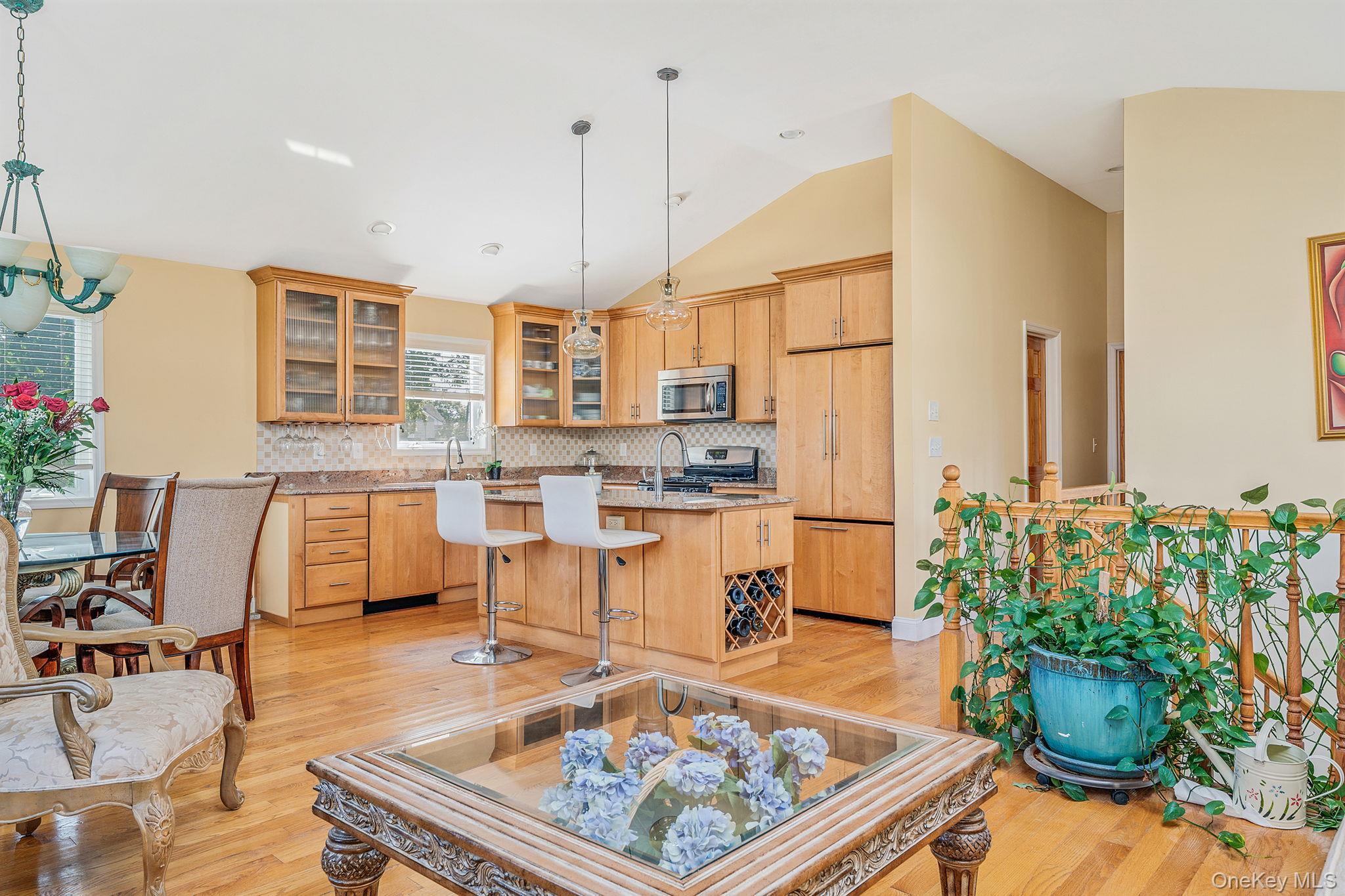 Single Family Scudder Avenue Suffolk County, NY 11726, MLS-1018332-12