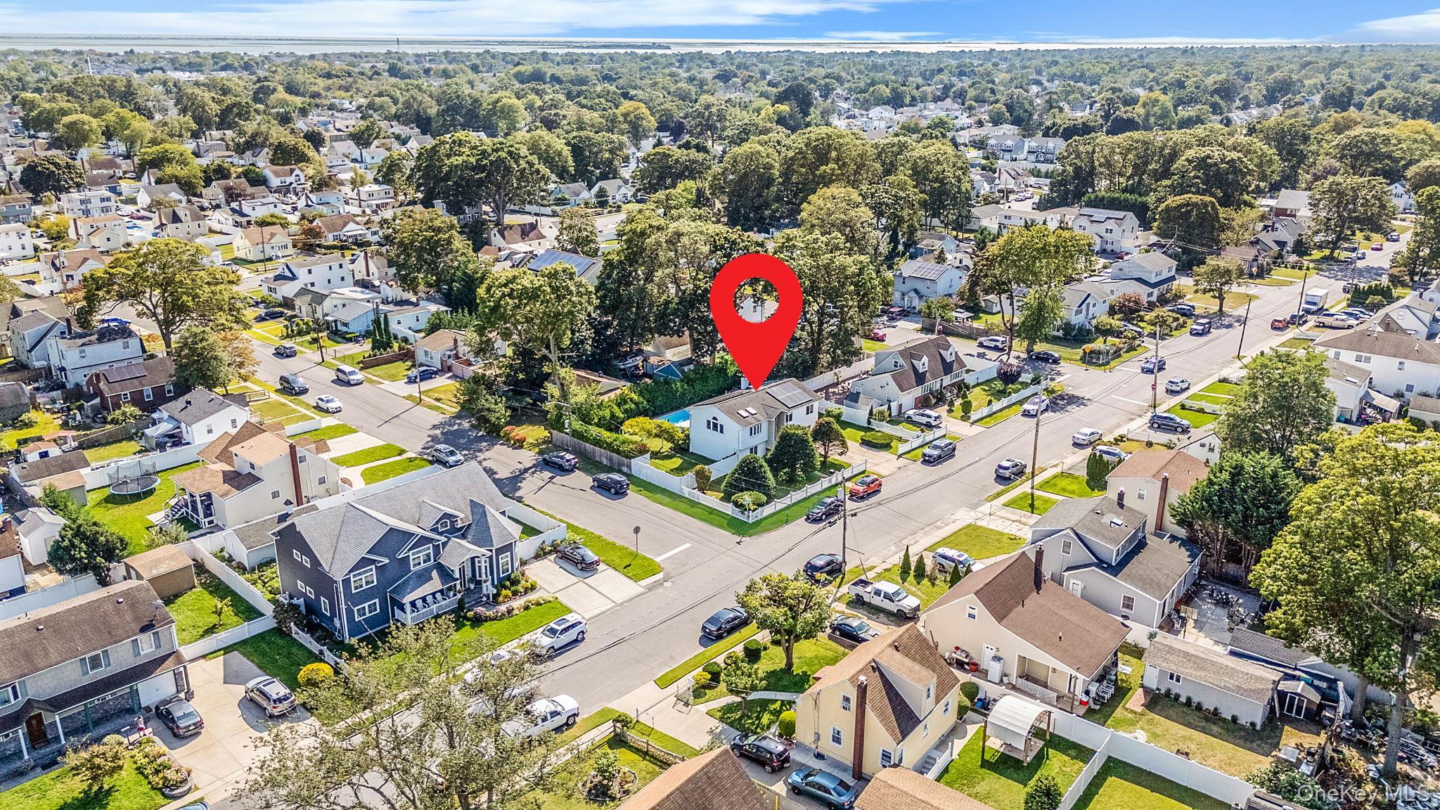 Single Family Scudder Avenue Suffolk County, NY 11726, MLS-1018332-38