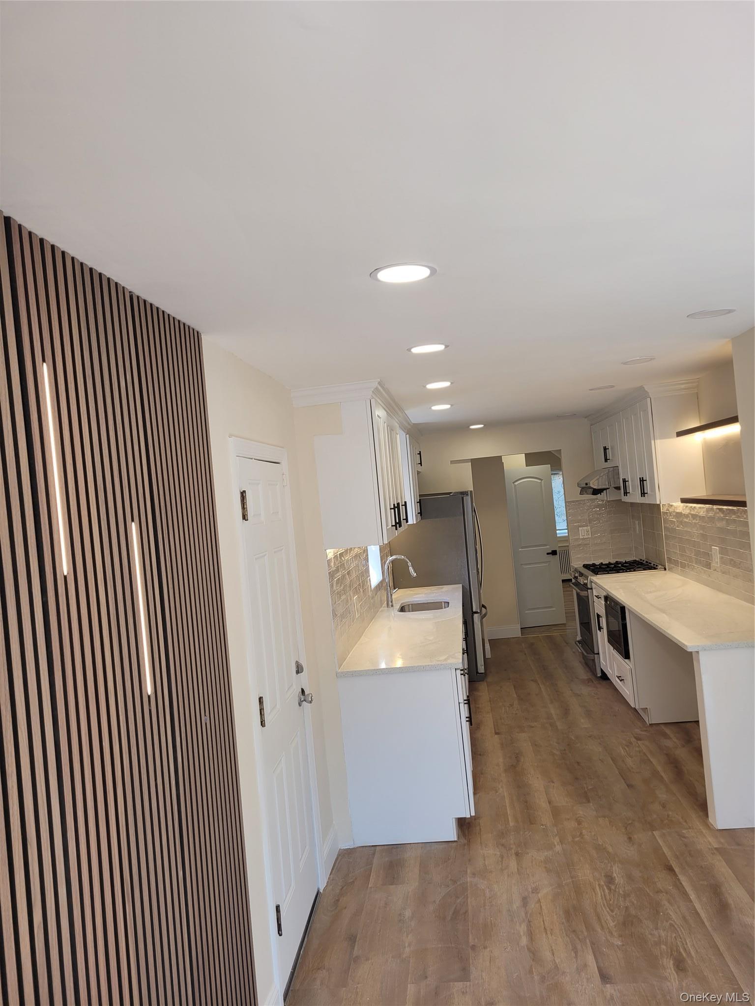 Single Family Richland Avenue Queens, NY 11364, MLS-1018347-11