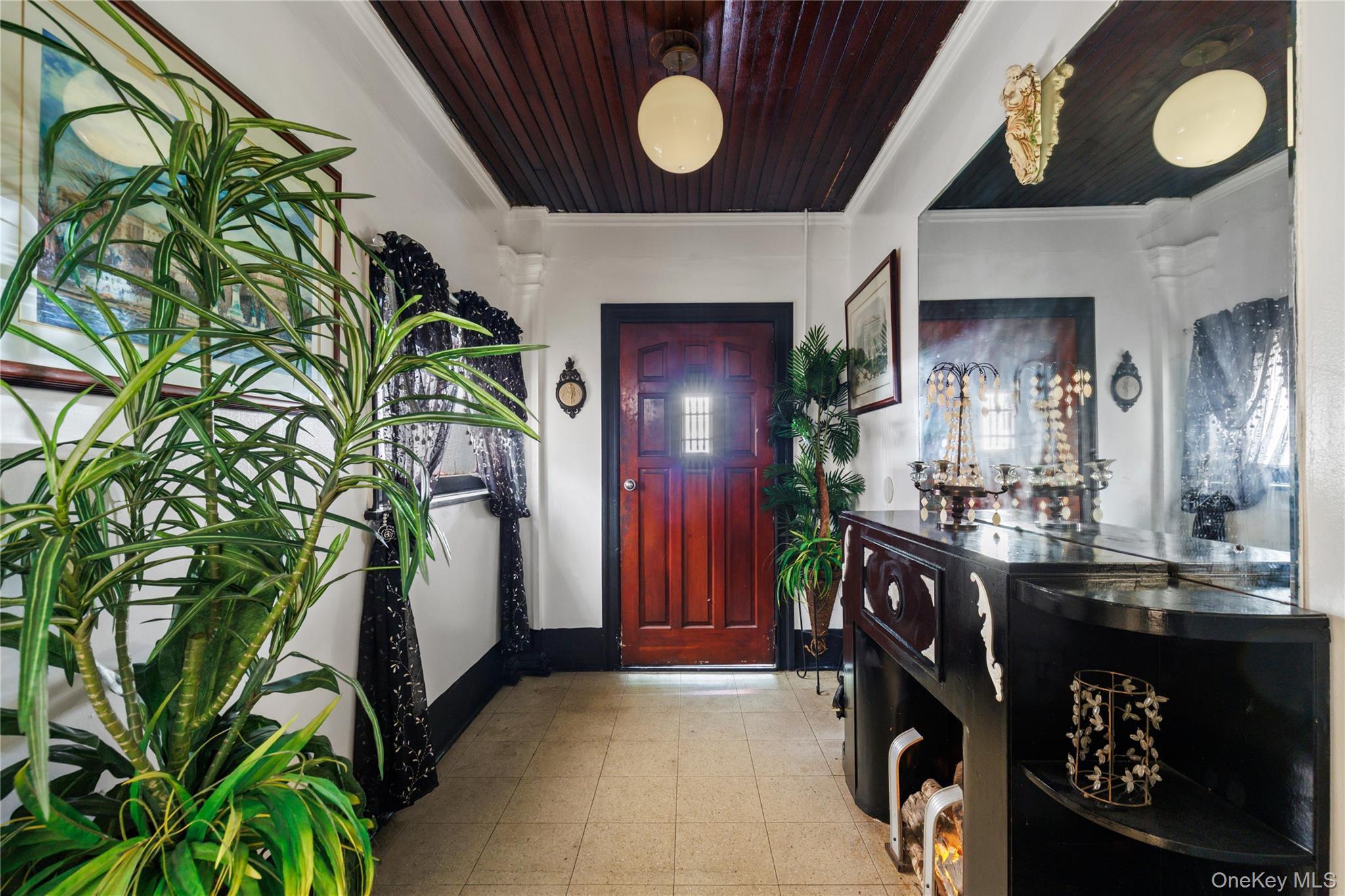 Single Family Loring Pl Bronx, NY 19468, MLS-1018358-5