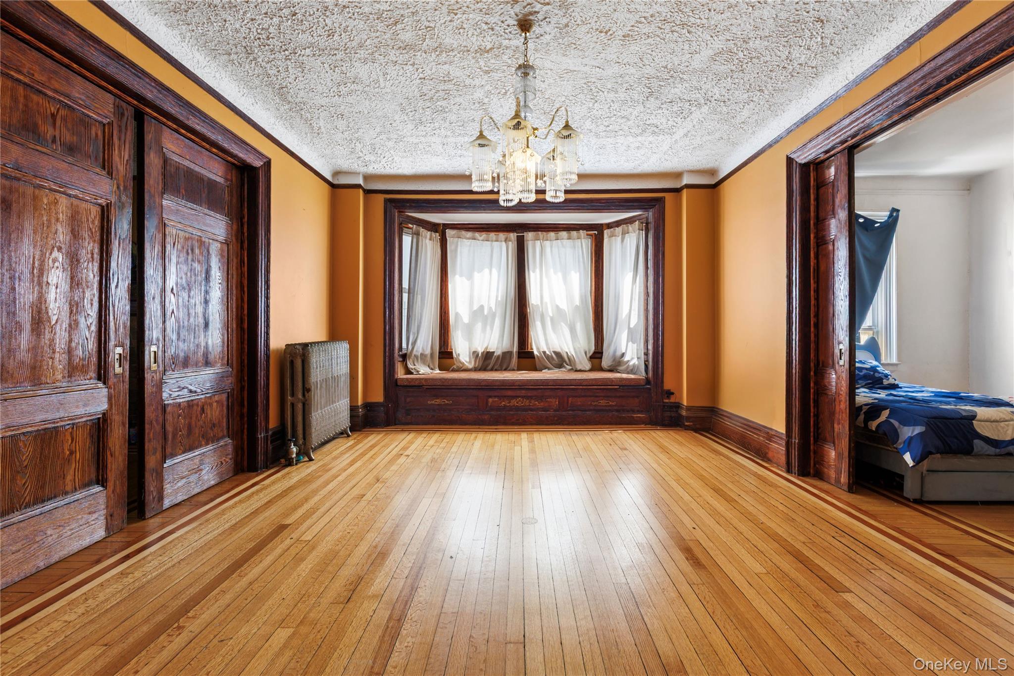 Single Family Loring Pl Bronx, NY 19468, MLS-1018358-7