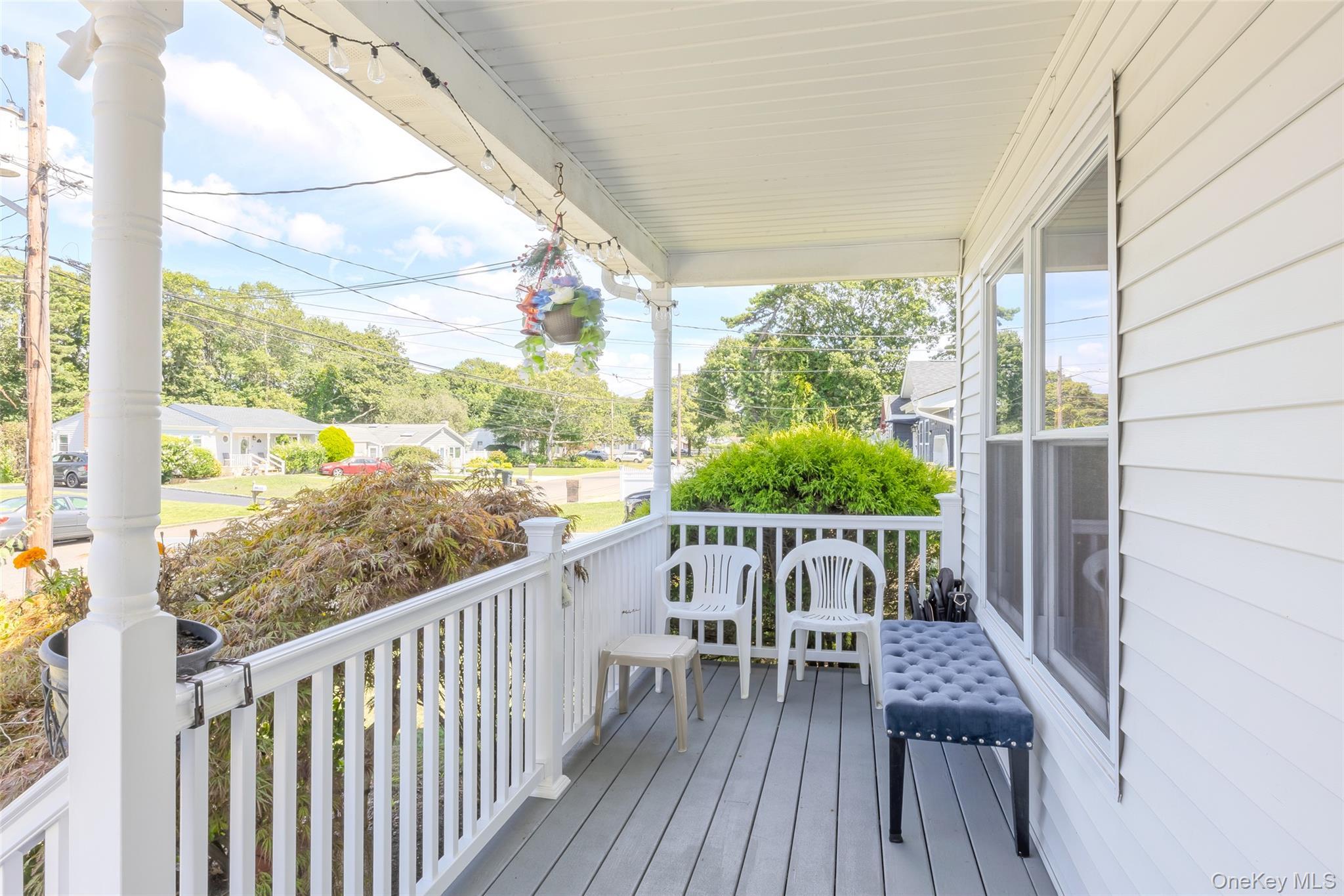 Single Family Chanel Drive E  Suffolk County, NY 11967, MLS-1018374-10