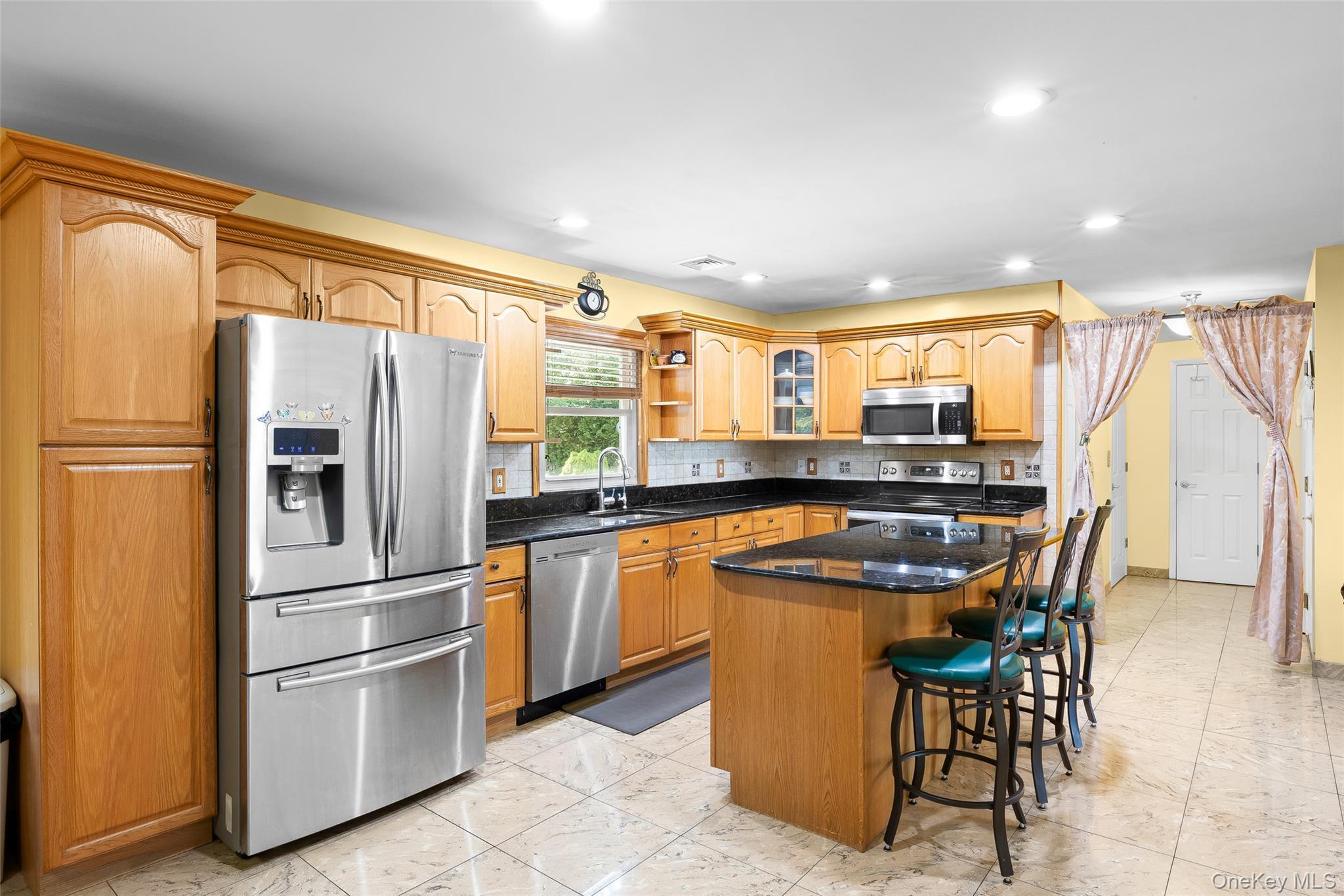 Single Family Chanel Drive E  Suffolk County, NY 11967, MLS-1018374-14