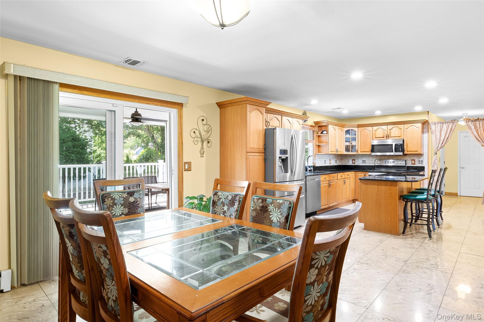 Single Family Chanel Drive E  Suffolk County, NY 11967, MLS-1018374-16