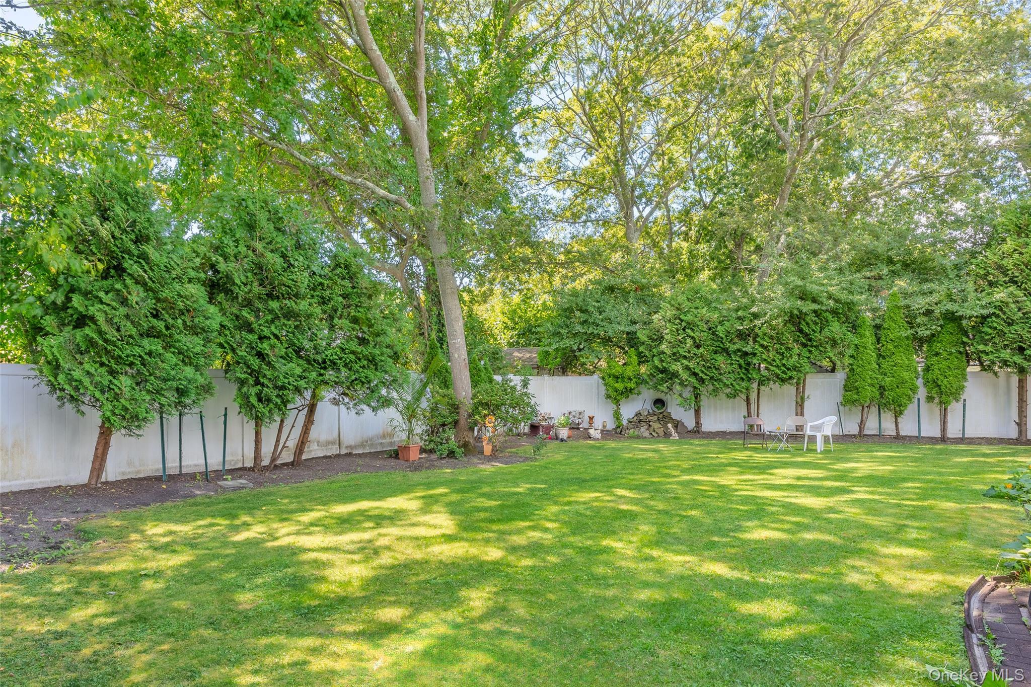 Single Family Chanel Drive E  Suffolk County, NY 11967, MLS-1018374-6