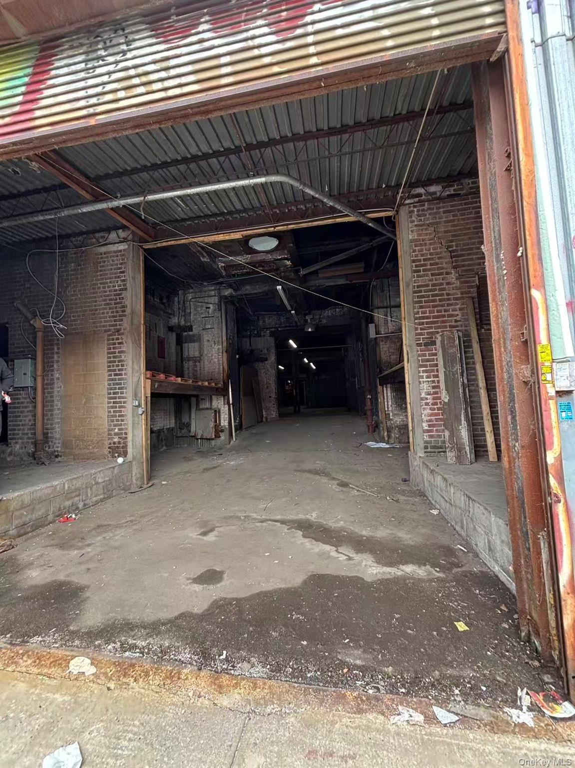 Commercial Lease Stewart Avenue Brooklyn, NY 11237, MLS-1018376-11
