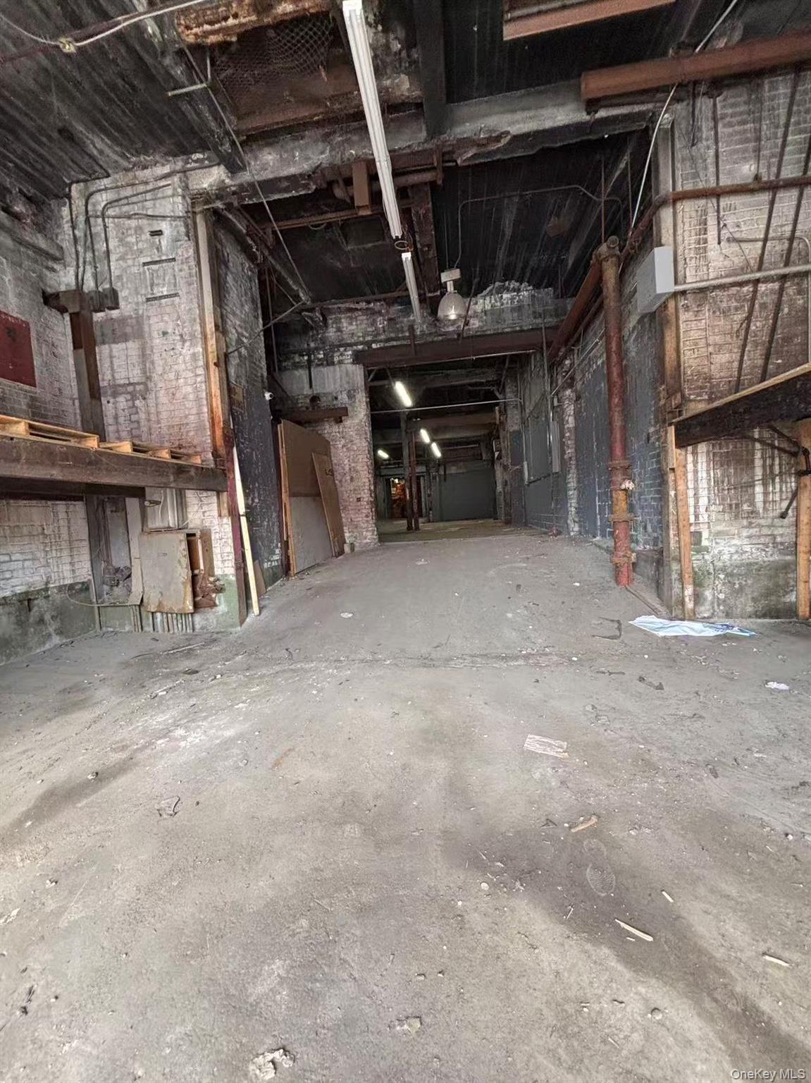 Commercial Lease Stewart Avenue  Brooklyn, NY 11237, MLS-1018376-12