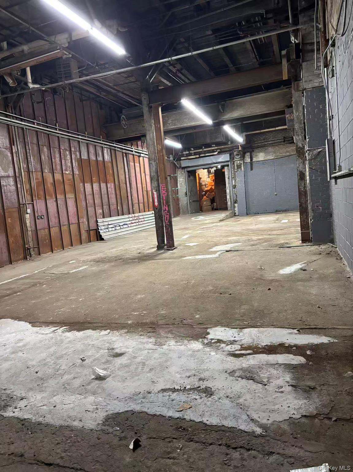 Commercial Lease Stewart Avenue Brooklyn, NY 11237, MLS-1018376-5