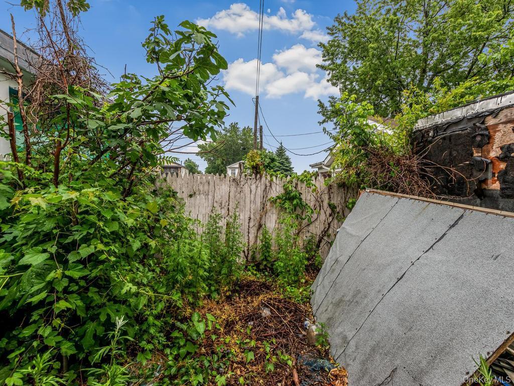 Single Family Harding Park Bronx, NY 10473, MLS-1018381-24