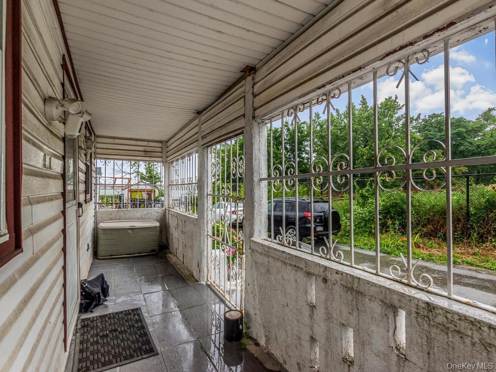 Single Family Harding Park Bronx, NY 10473, MLS-1018381-25