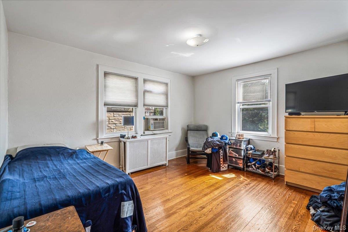 Single Family 148th Street Queens, NY 11354, MLS-1018383-16