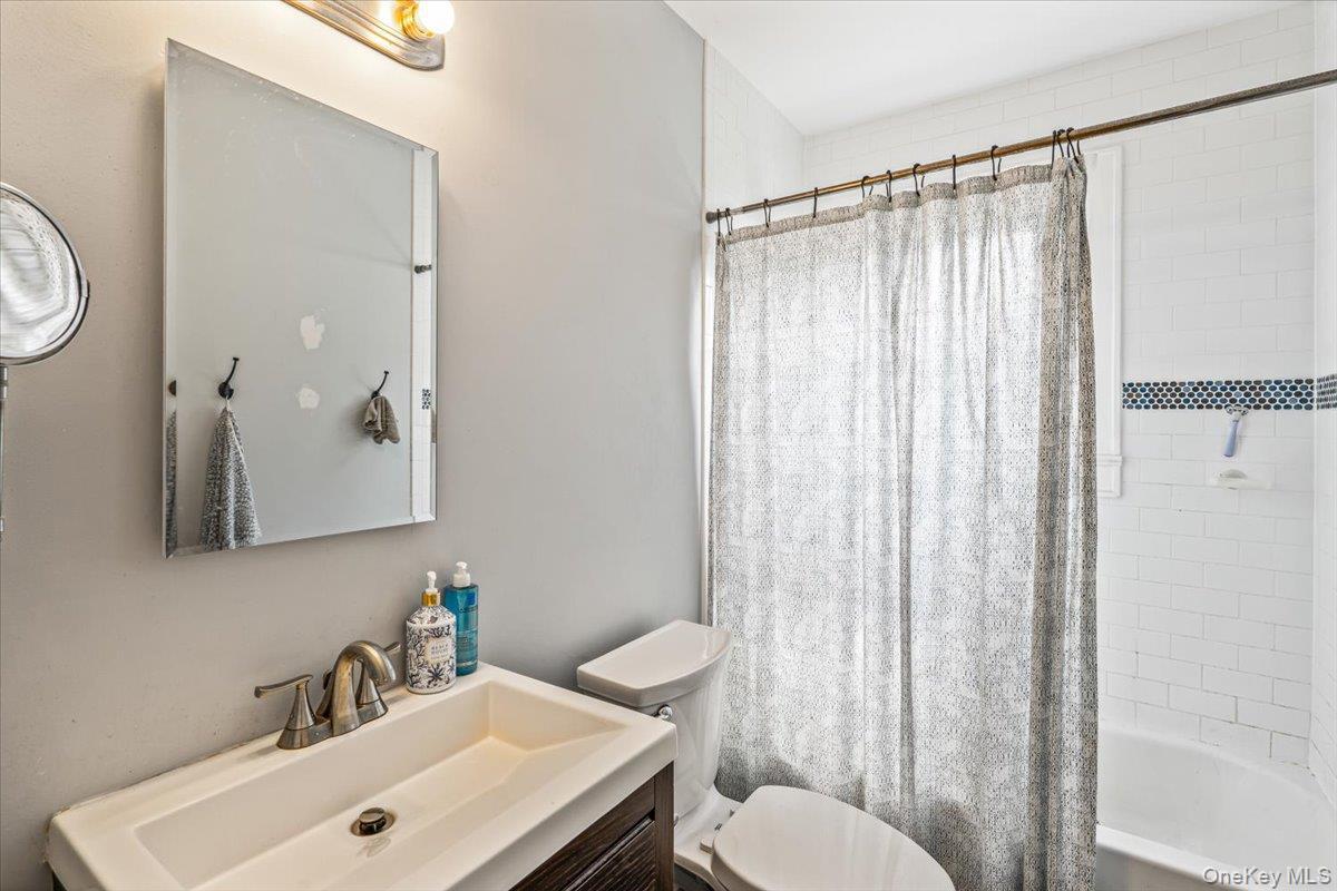 Single Family 148th Street Queens, NY 11354, MLS-1018383-19