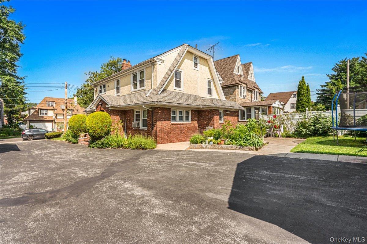 Single Family 148th Street Queens, NY 11354, MLS-1018383-2