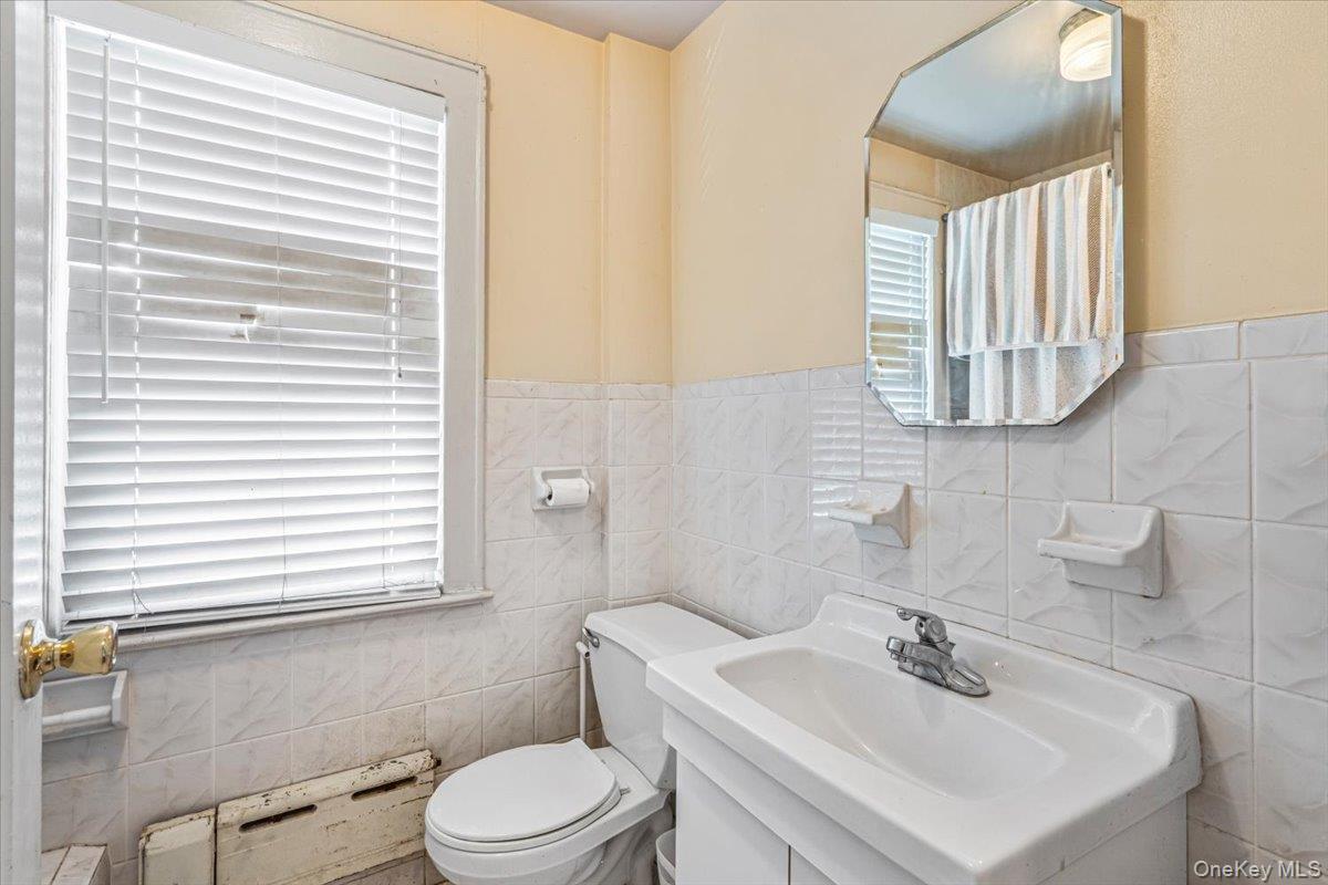Single Family 148th Street Queens, NY 11354, MLS-1018383-20