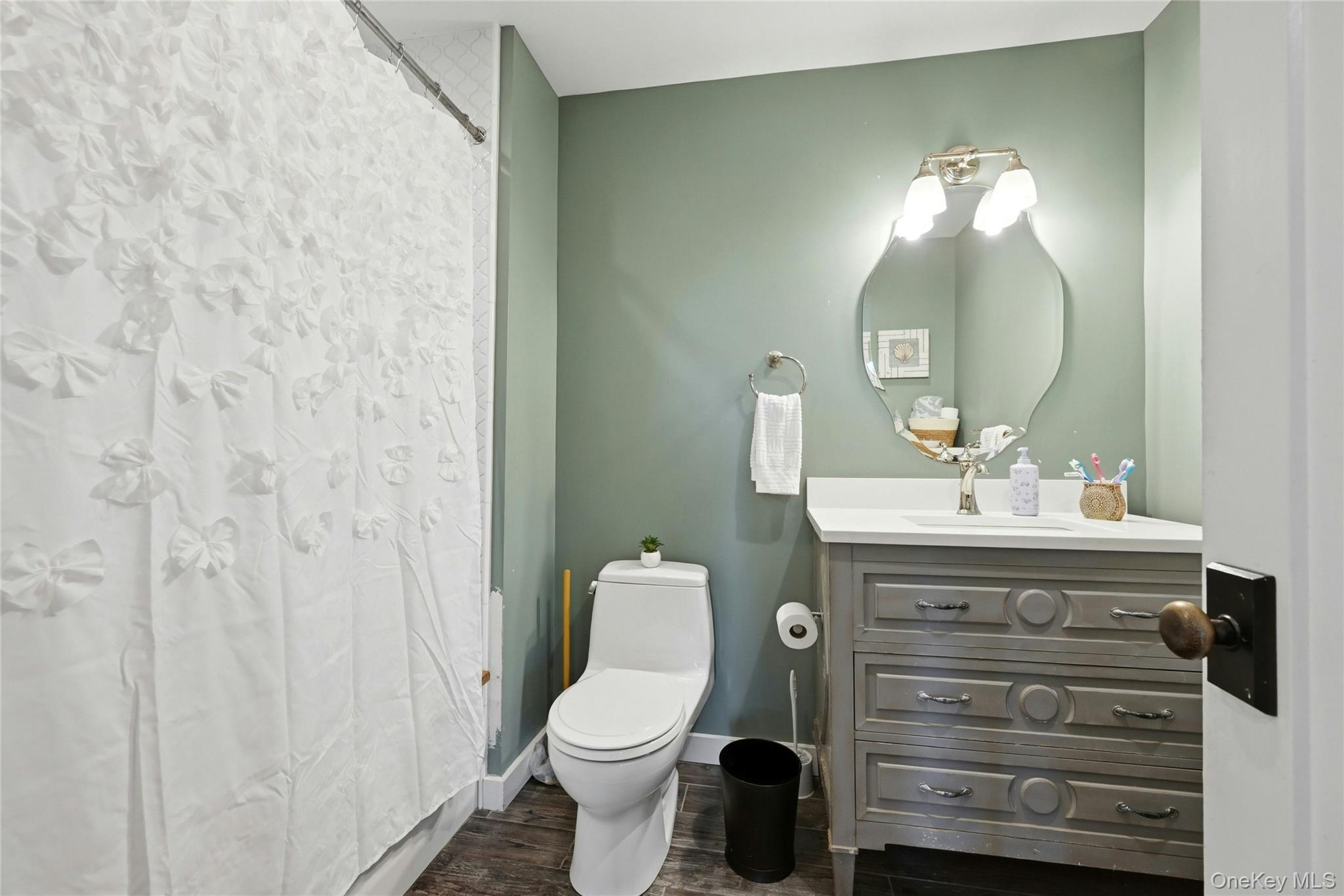 Single Family Highland Road Suffolk County, NY 11935, MLS-1018415-15
