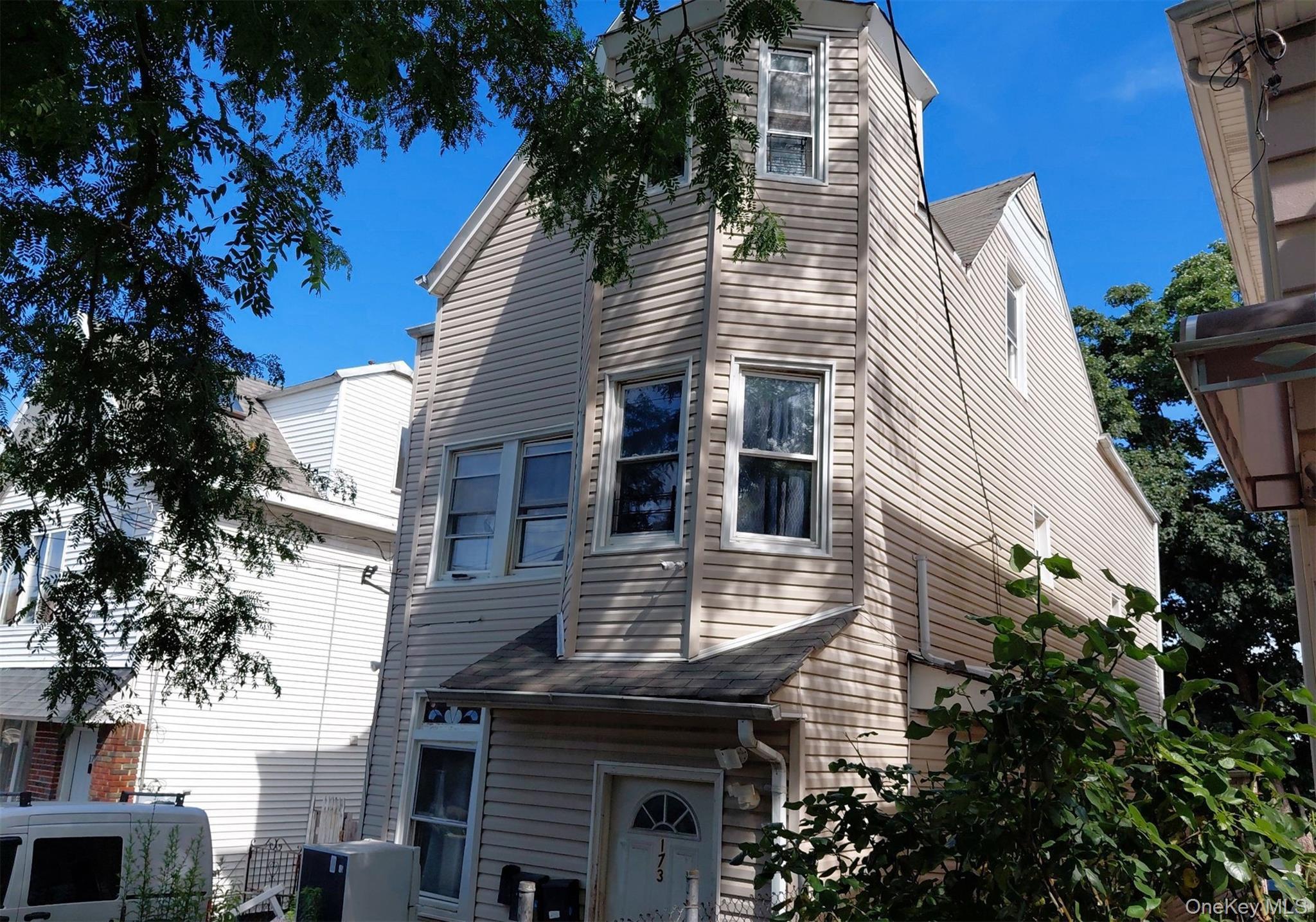 Single Family Benziger Avenue Staten Island, NY 10301, MLS-1018440-2