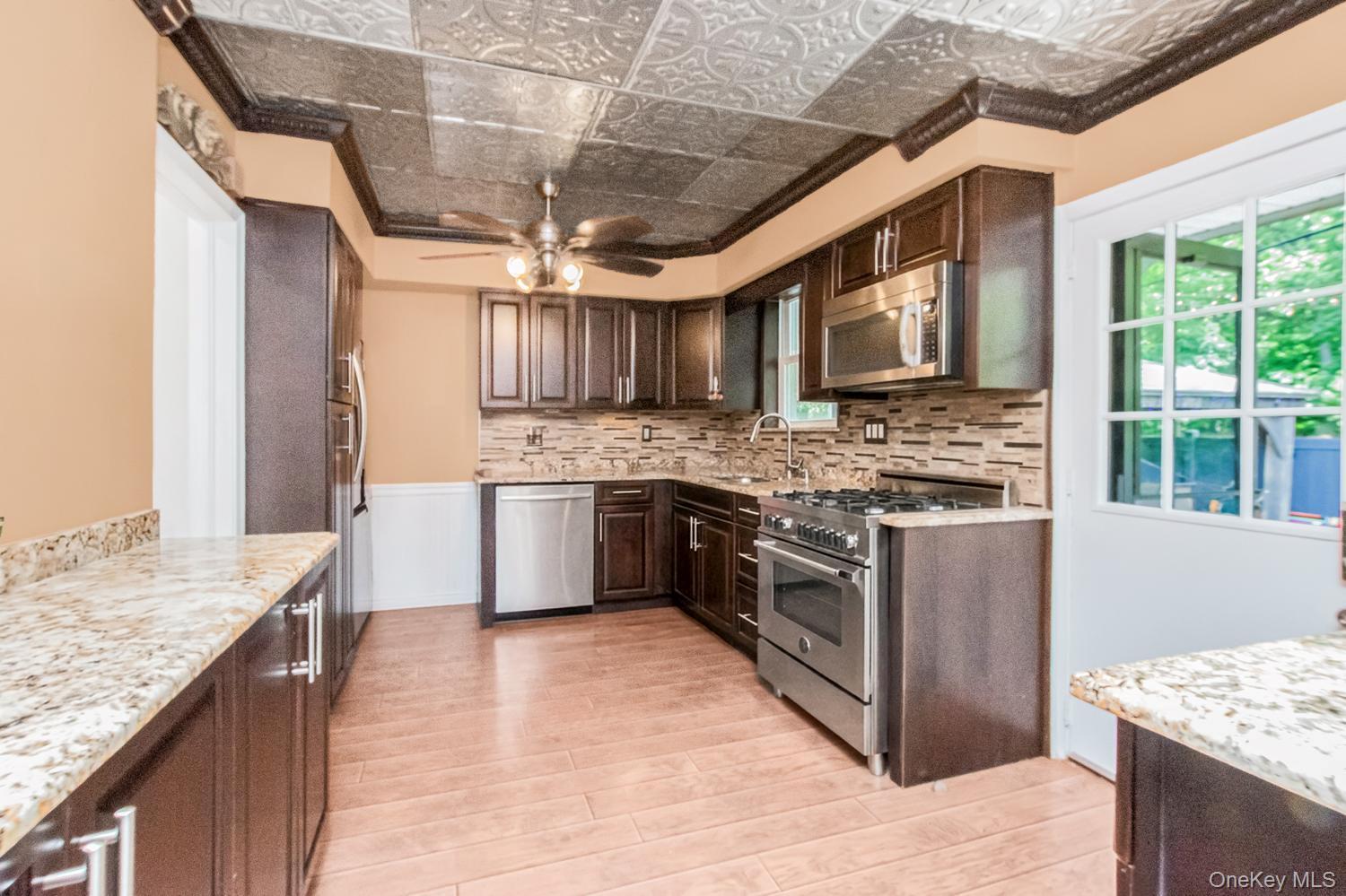 Single Family Knox Pl. Staten Island, NY 10314, MLS-1018487-13