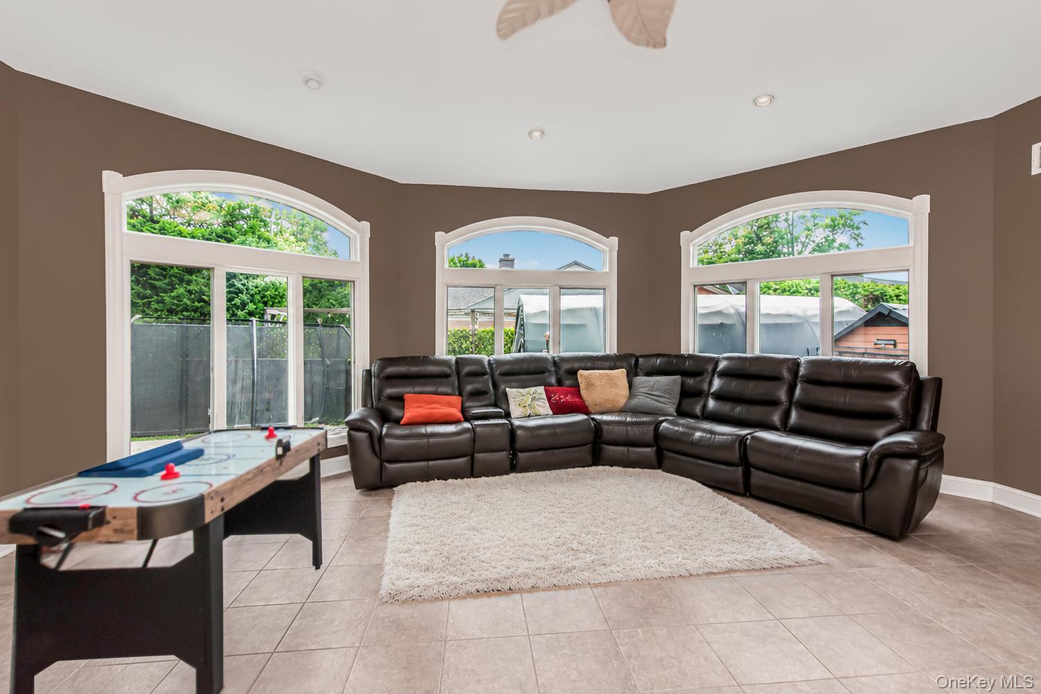 Single Family Knox Pl. Staten Island, NY 10314, MLS-1018487-17