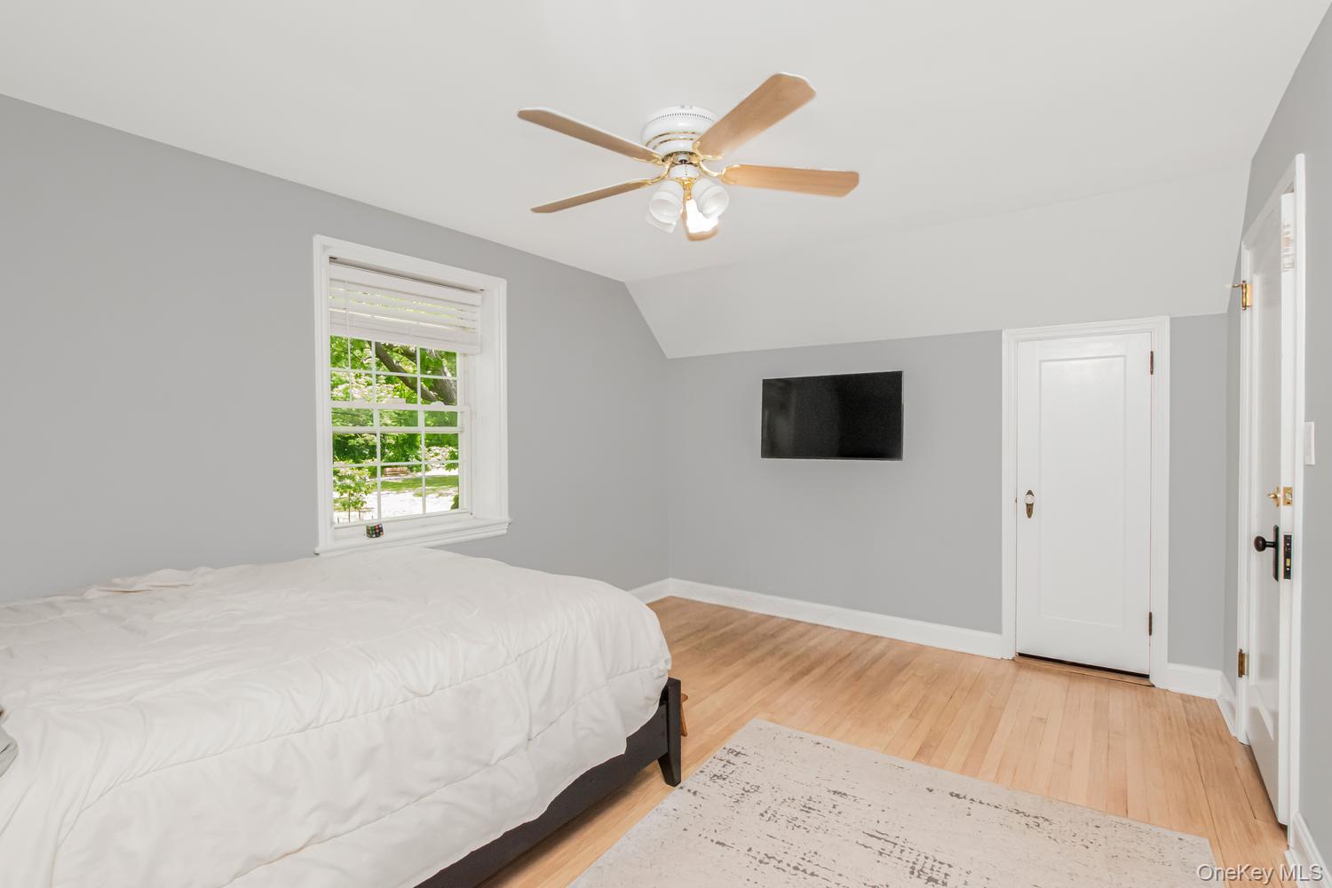 Single Family Knox Pl. Staten Island, NY 10314, MLS-1018487-24