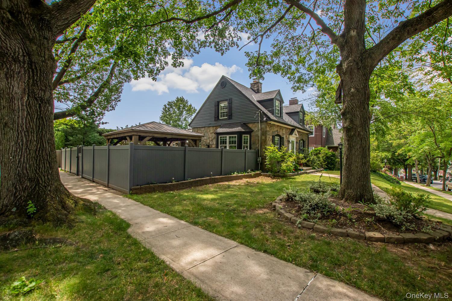 Single Family Knox Pl. Staten Island, NY 10314, MLS-1018487-4