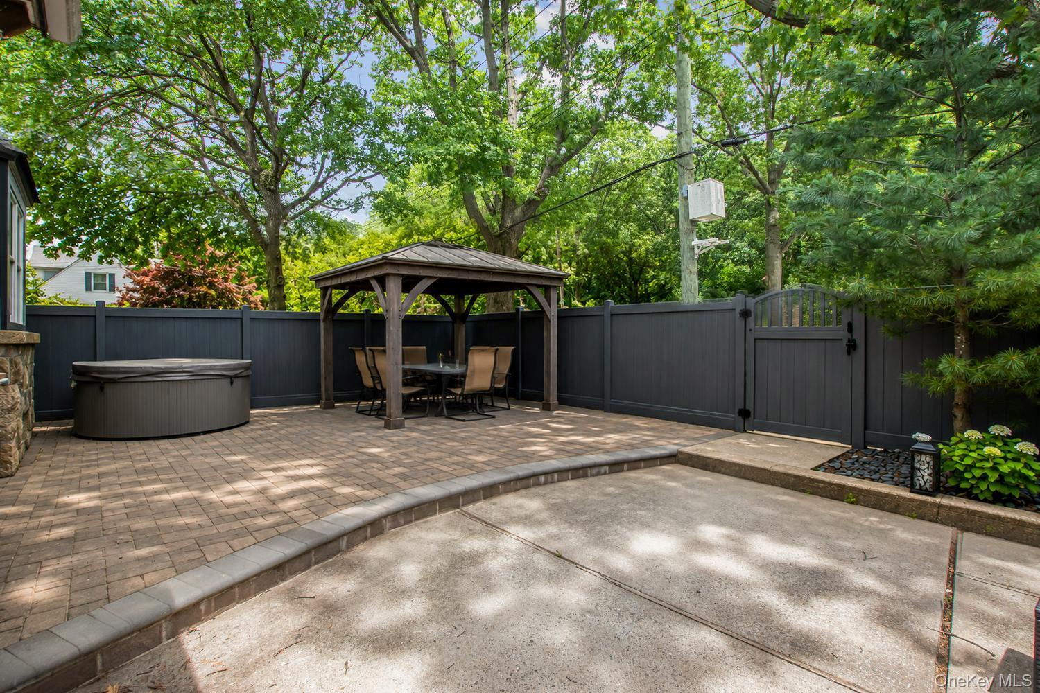 Single Family Knox Pl. Staten Island, NY 10314, MLS-1018487-8