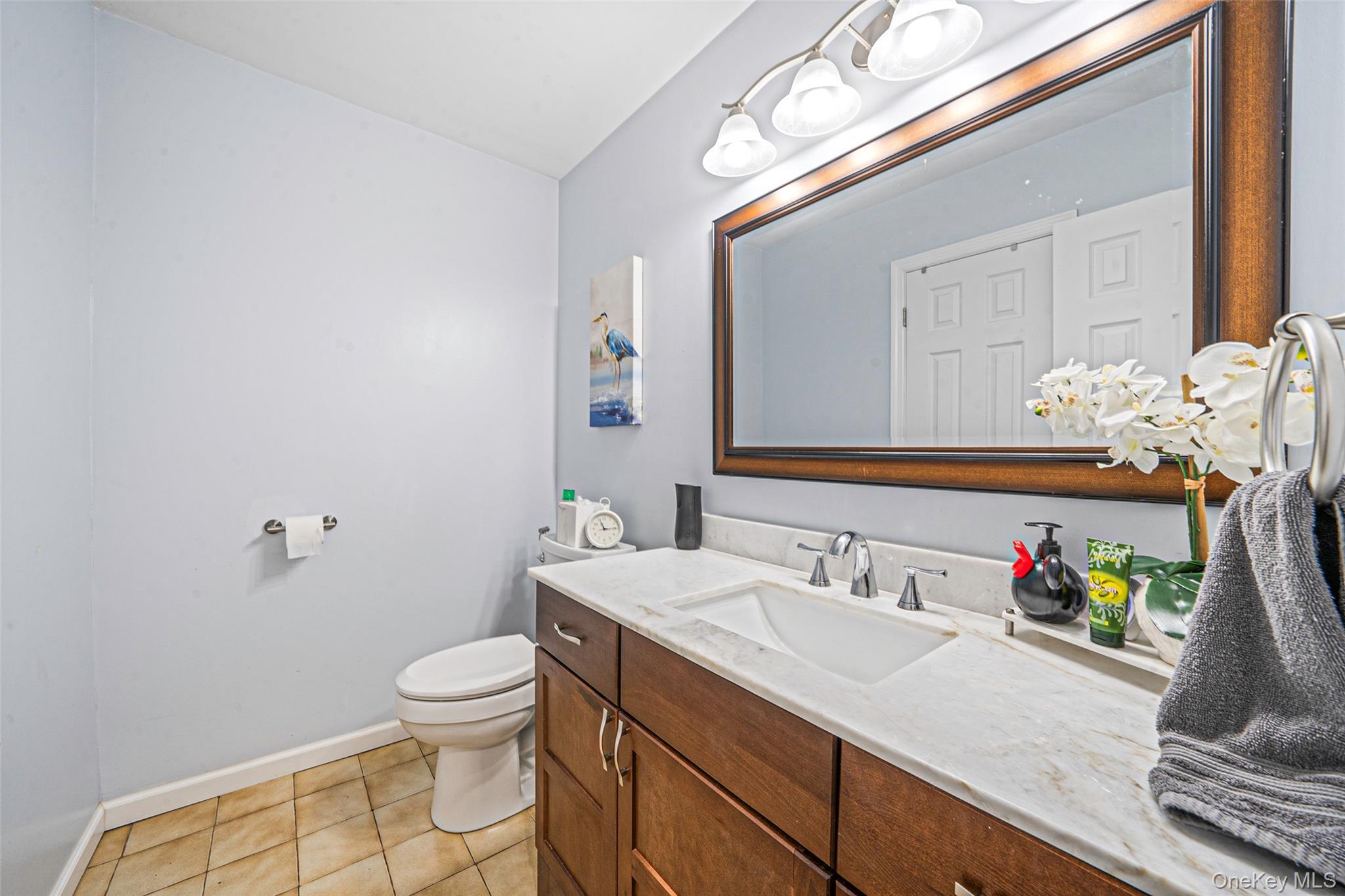 Single Family Saddle Hill Road  Suffolk County, NY 11727, MLS-1018518-15