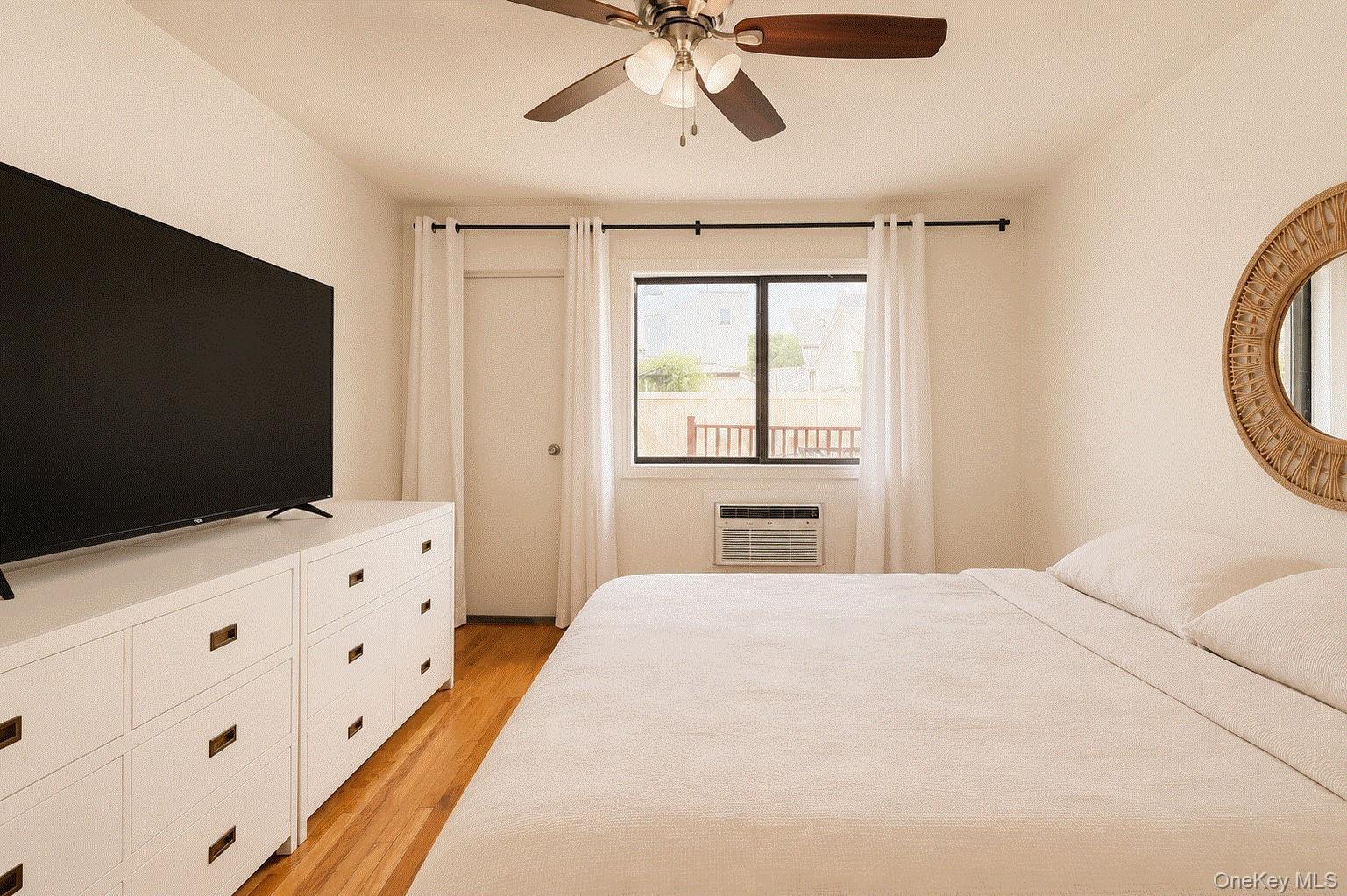 Single Family Jay Avenue Queens, NY 11378, MLS-1018541-9