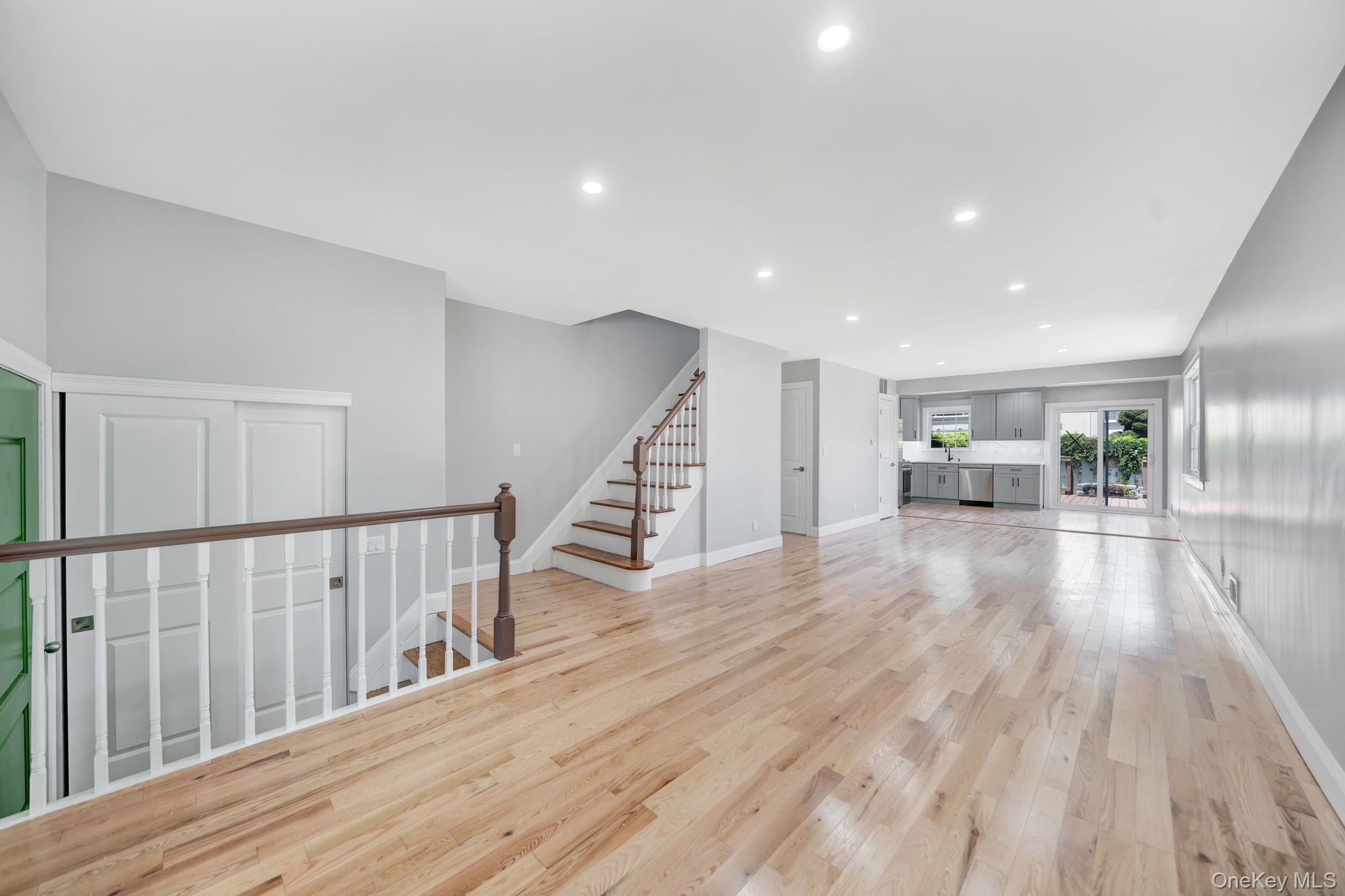 Single Family Notus Avenue Staten Island, NY 10312, MLS-1018578-4