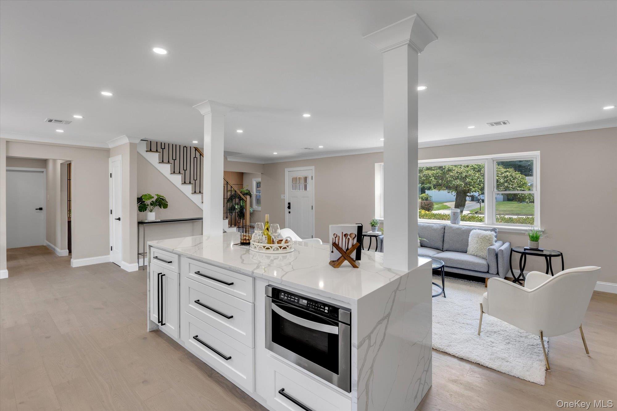 Single Family Malvern Lane  Suffolk County, NY 11790, MLS-1018620-10