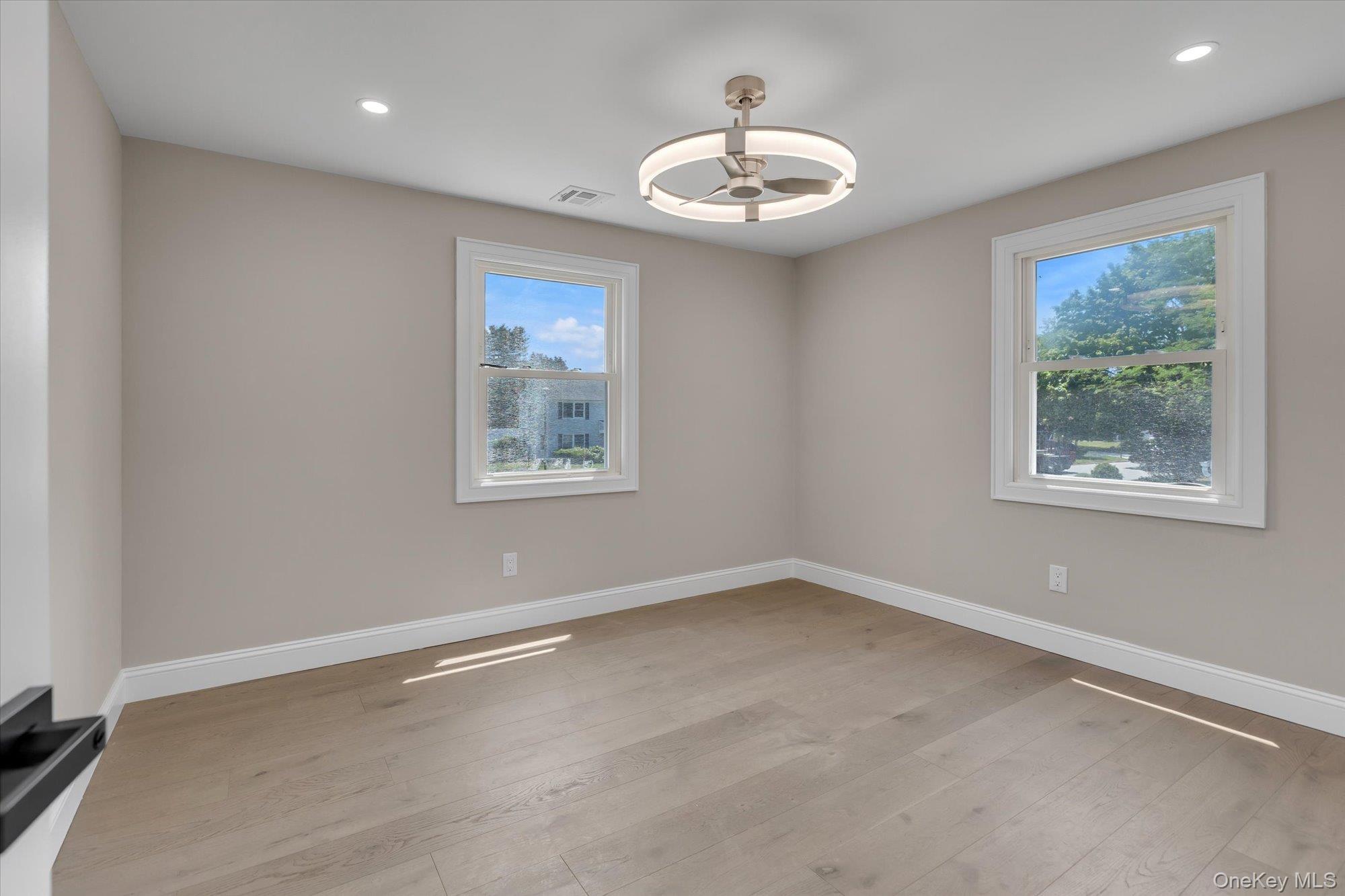 Single Family Malvern Lane  Suffolk County, NY 11790, MLS-1018620-21