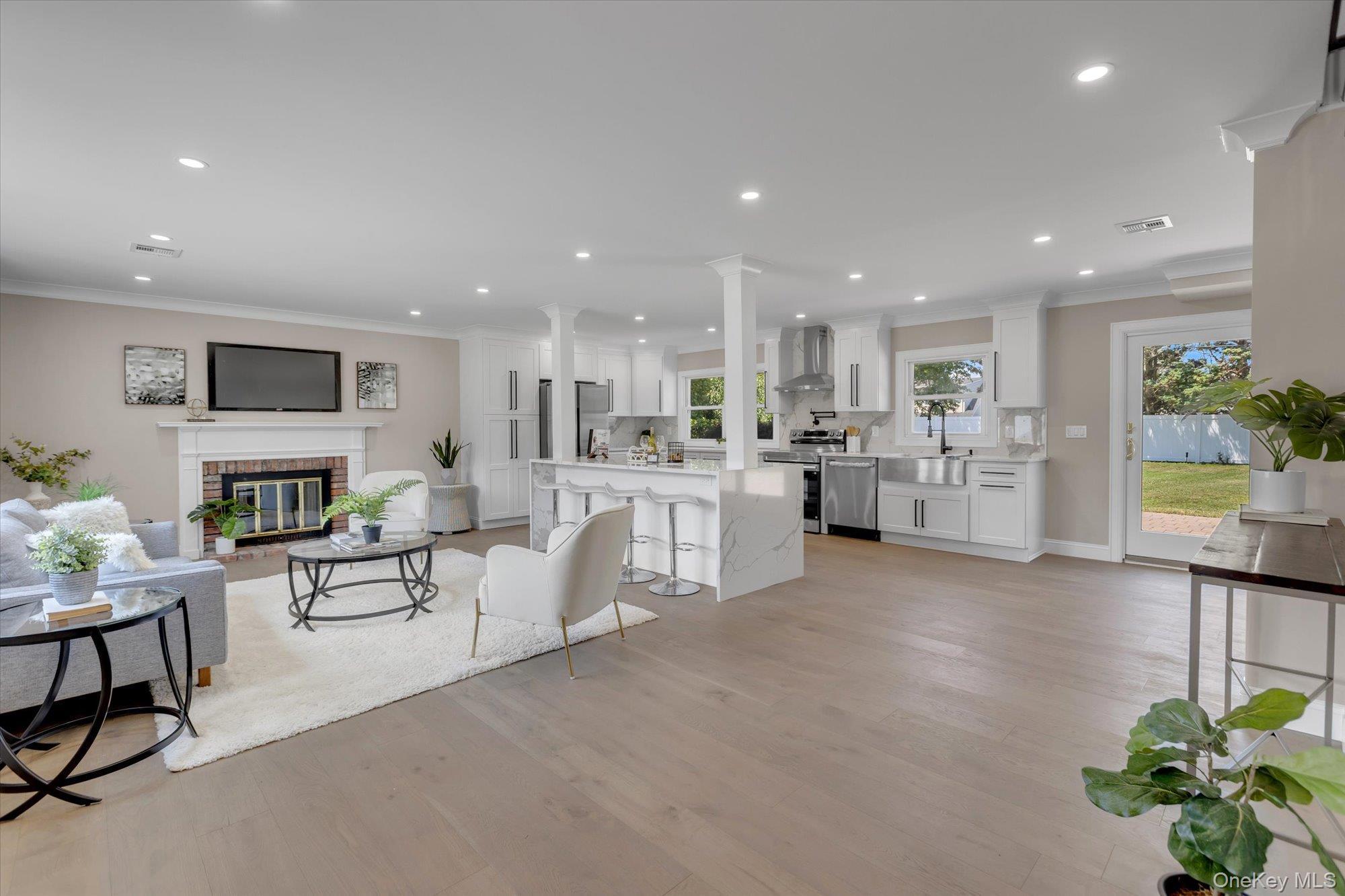 Single Family Malvern Lane  Suffolk County, NY 11790, MLS-1018620-5