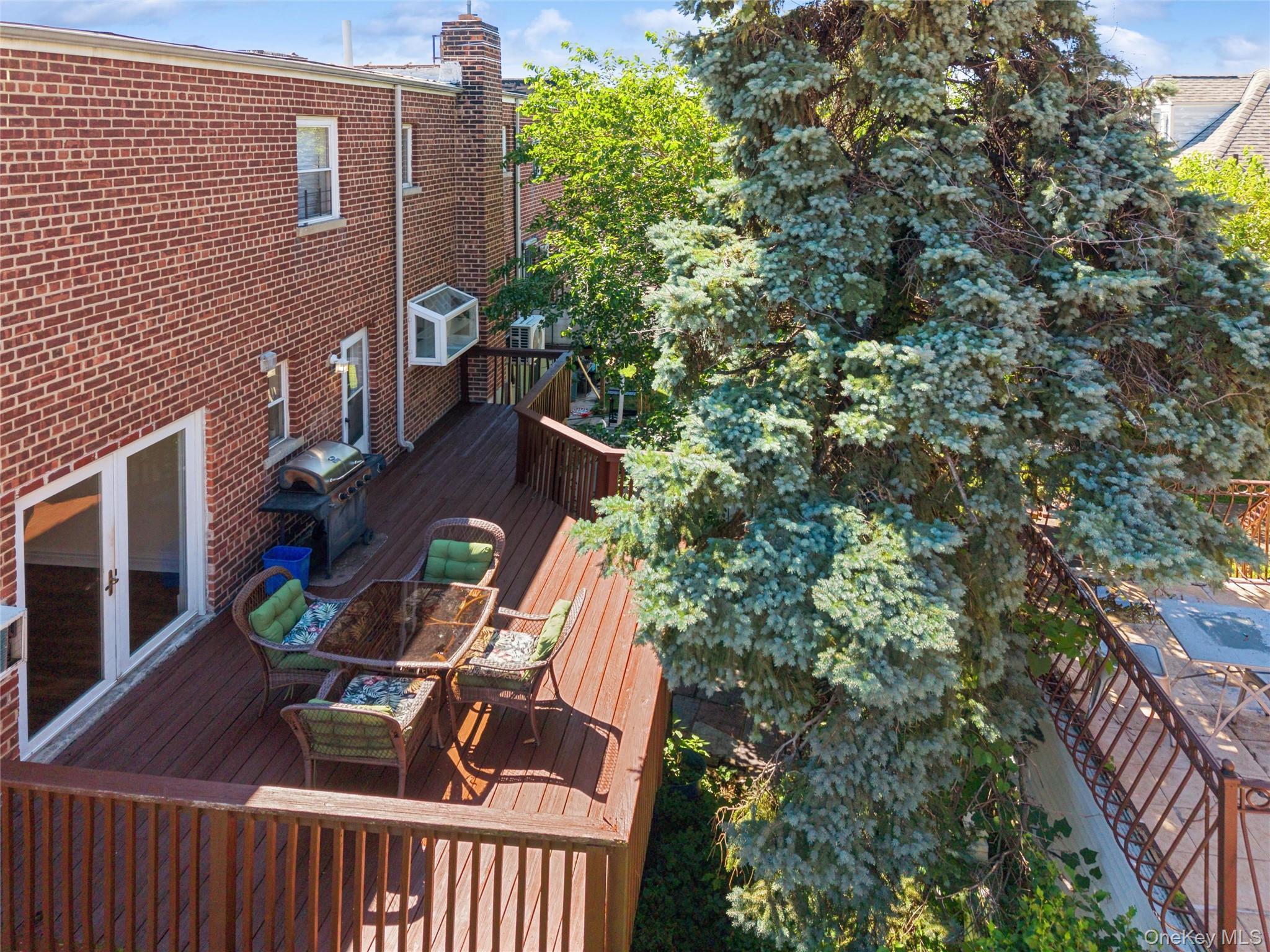 Single Family Gillespie  Bronx, NY 10461, MLS-1018622-19