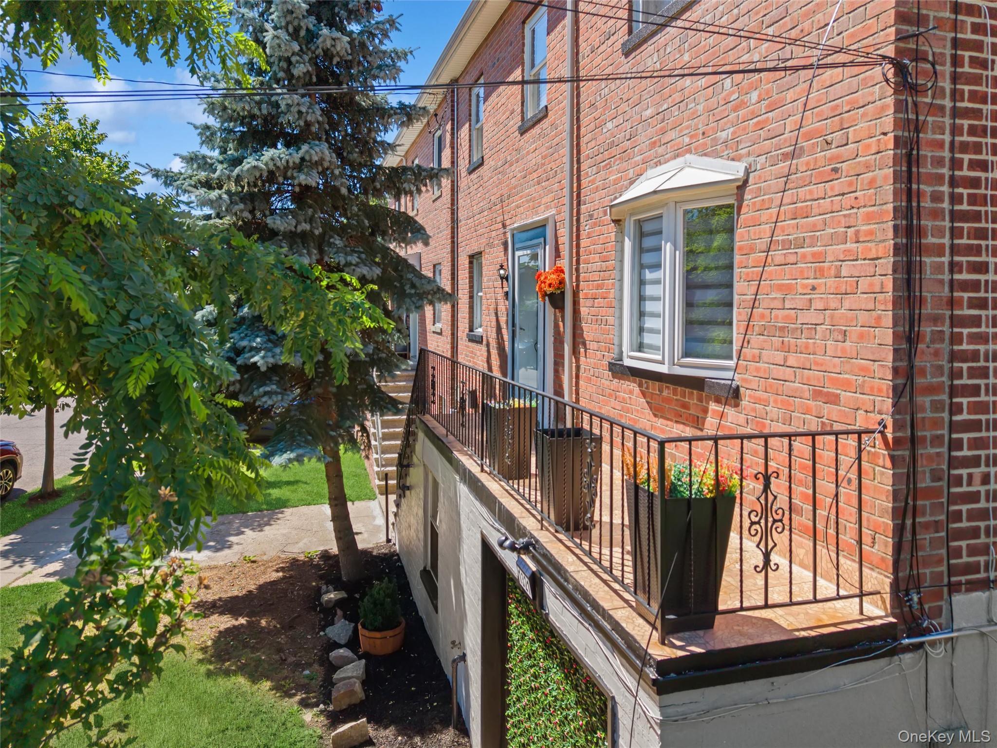 Single Family Gillespie  Bronx, NY 10461, MLS-1018622-20