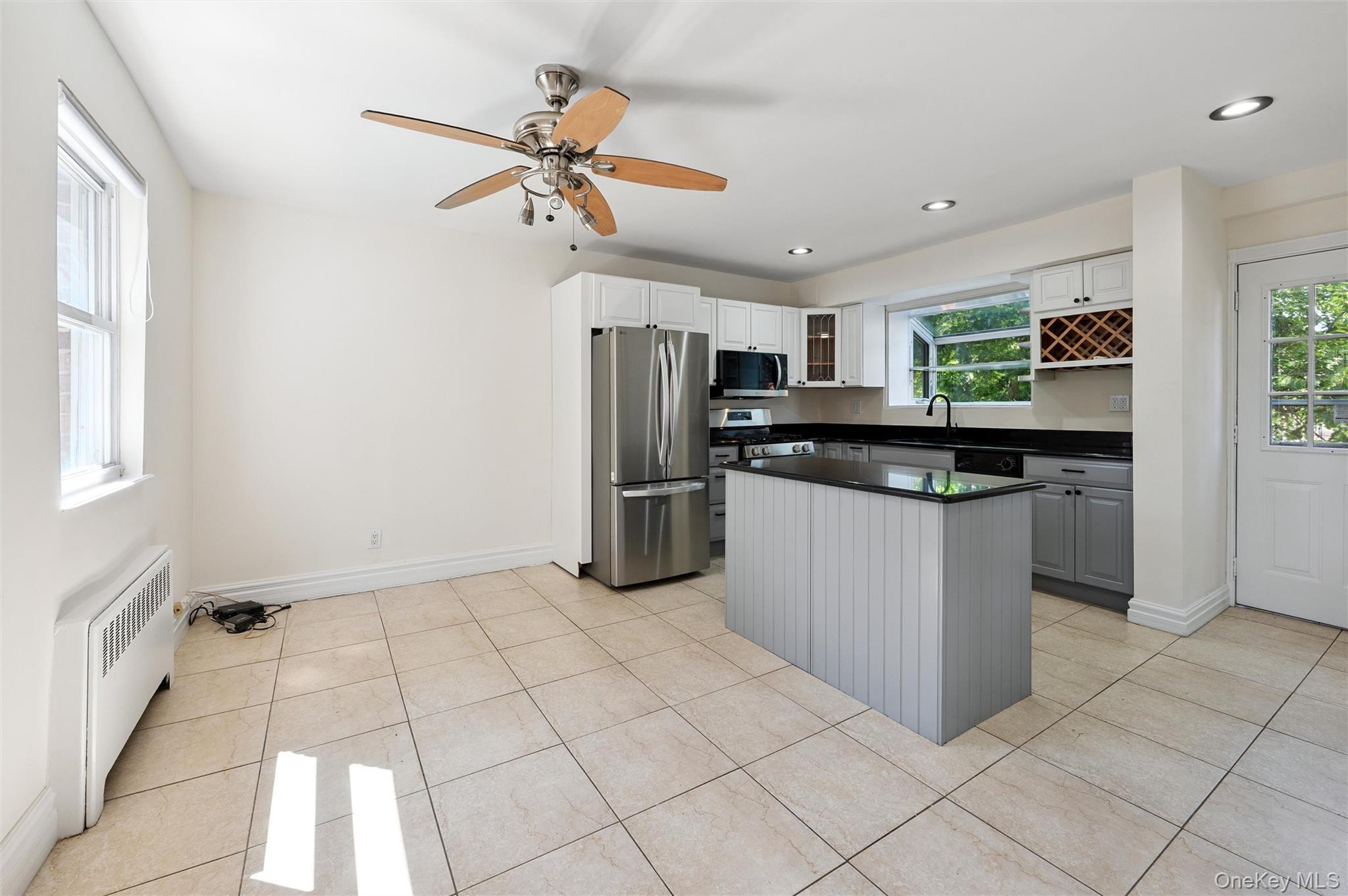 Single Family Gillespie  Bronx, NY 10461, MLS-1018622-5