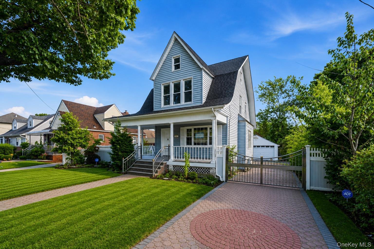 Single Family Elm Street Nassau County, NY 11580, MLS-1018627-7