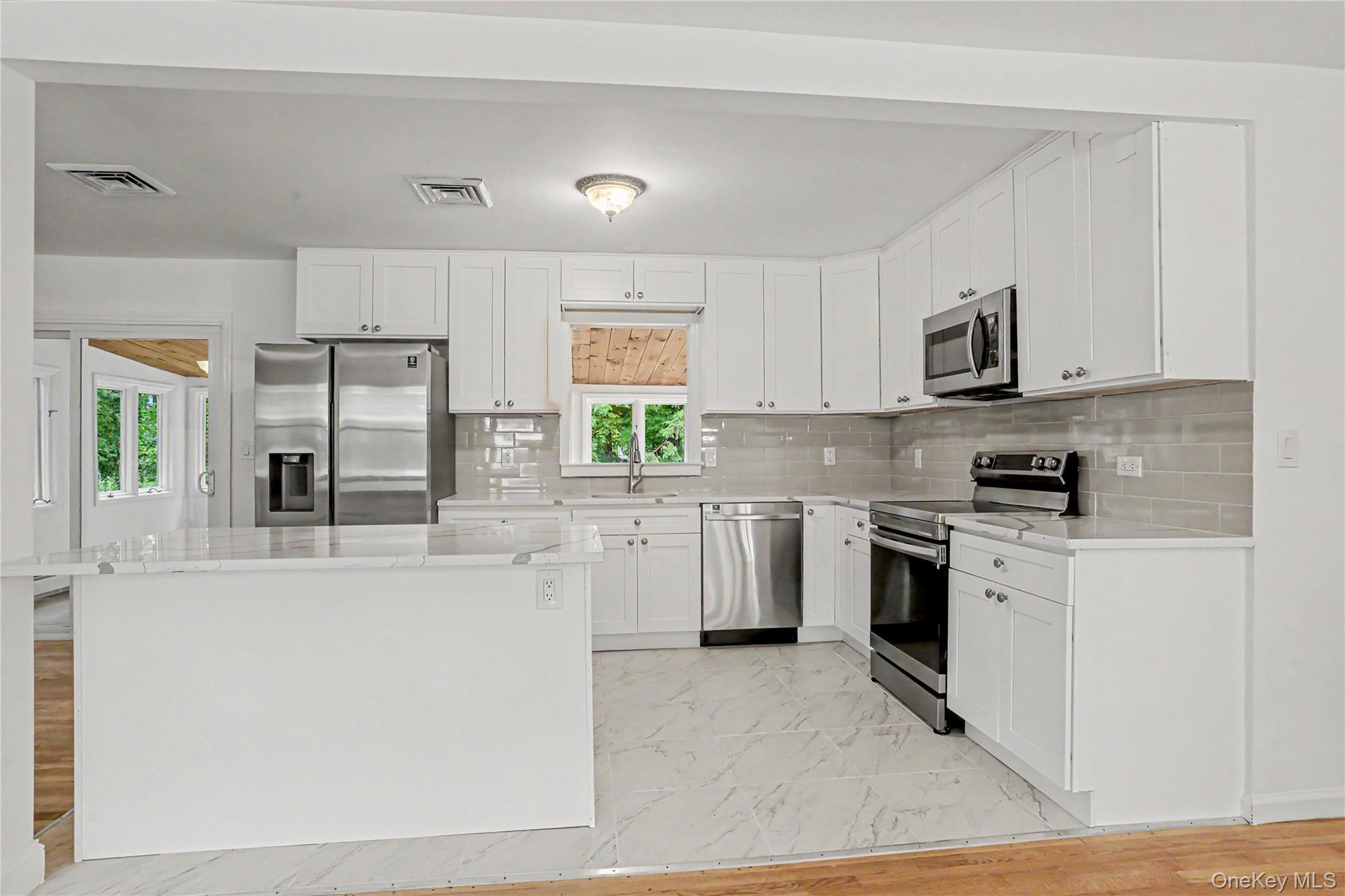 Single Family Roe Drive Dutchess County, NY 12538, MLS-1018671-5