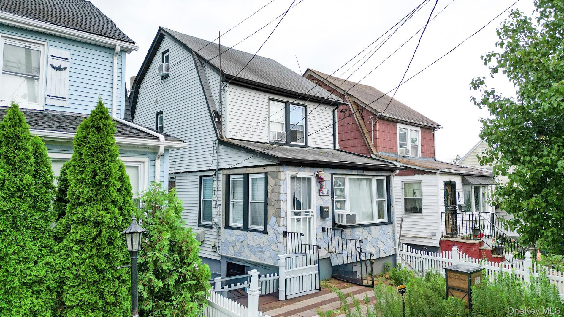 Single Family Sutter Avenue Queens, NY 11436, MLS-1018677-2