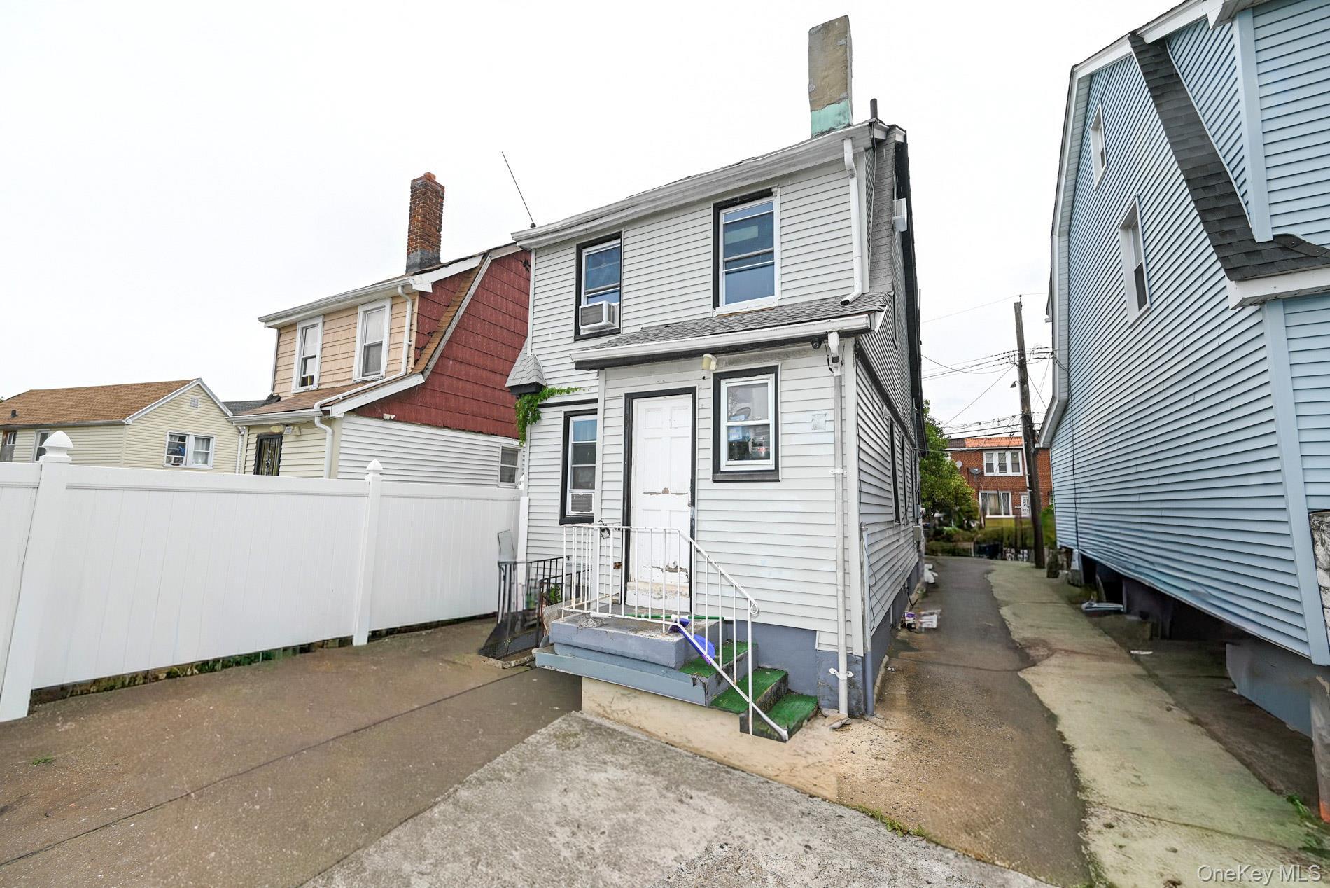 Single Family Sutter Avenue Queens, NY 11436, MLS-1018677-6