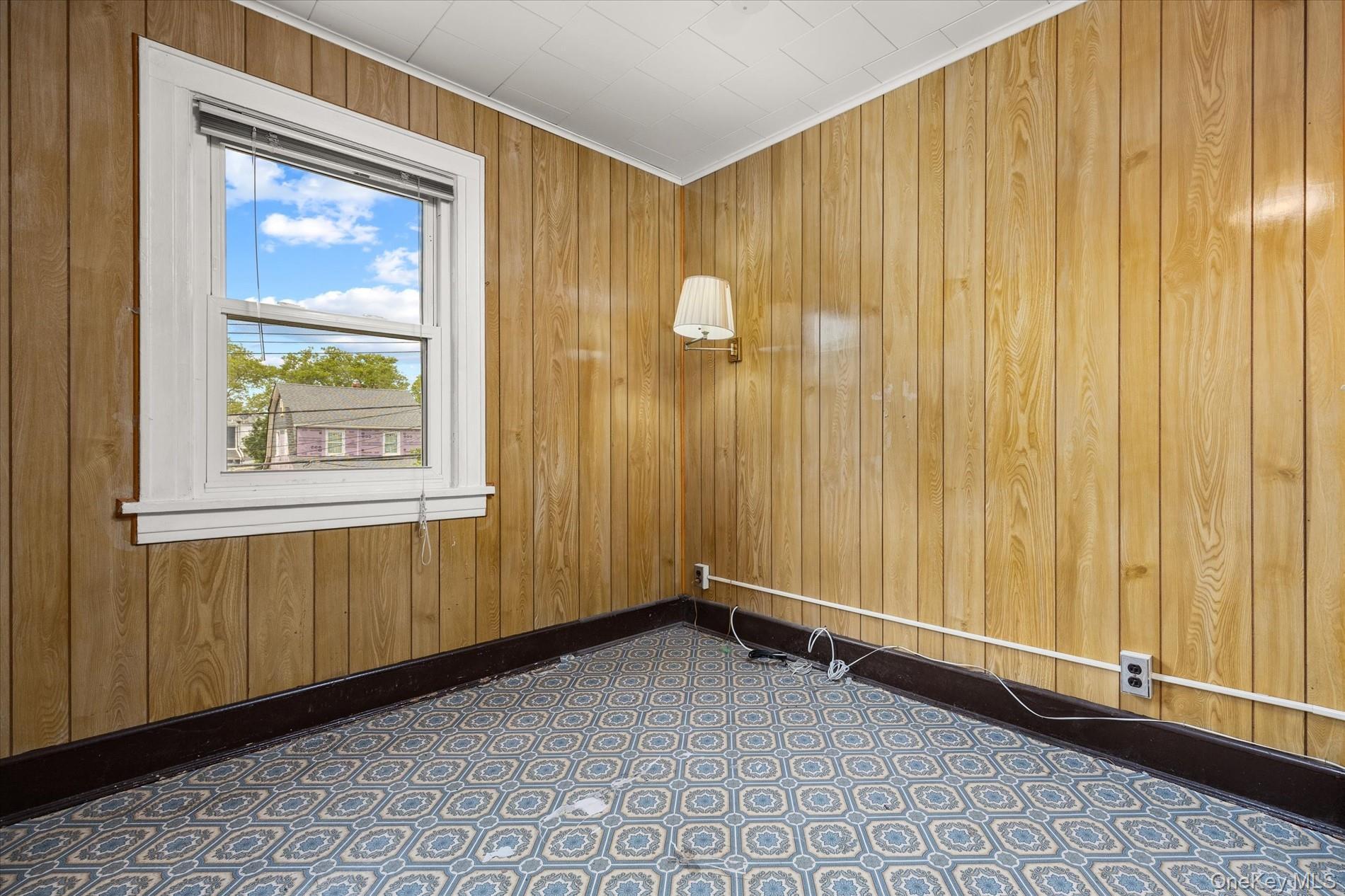 Single Family 215th Street Queens, NY 11427, MLS-1018703-19