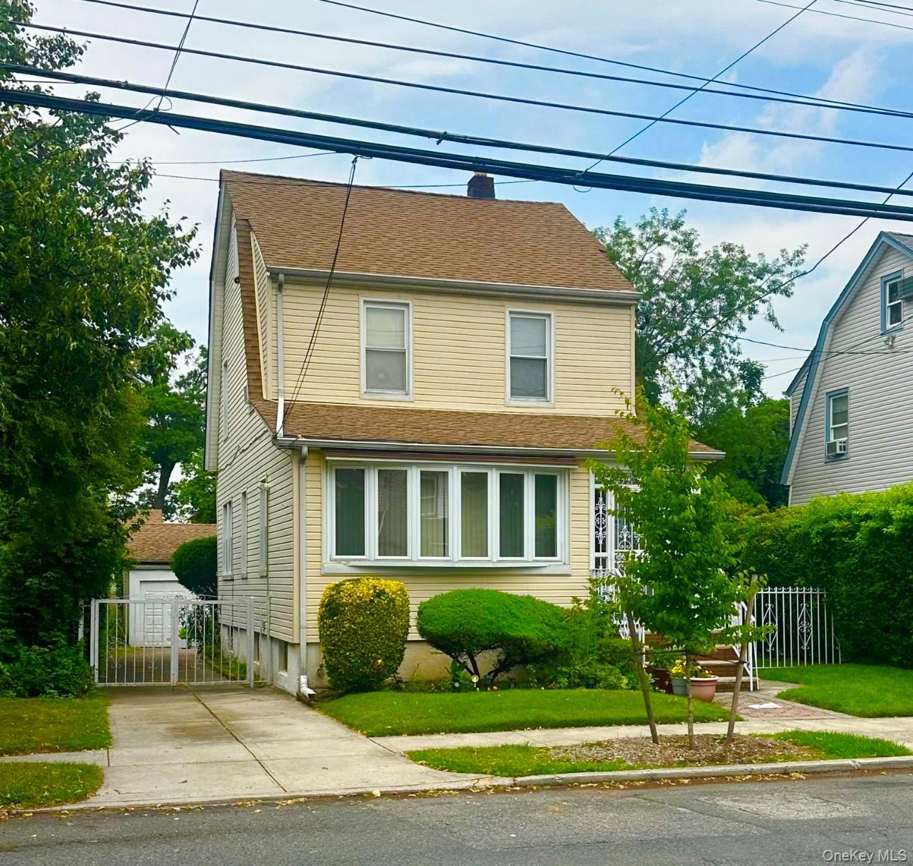 Single Family 222nd Street Queens, NY 11429, MLS-1018739-2